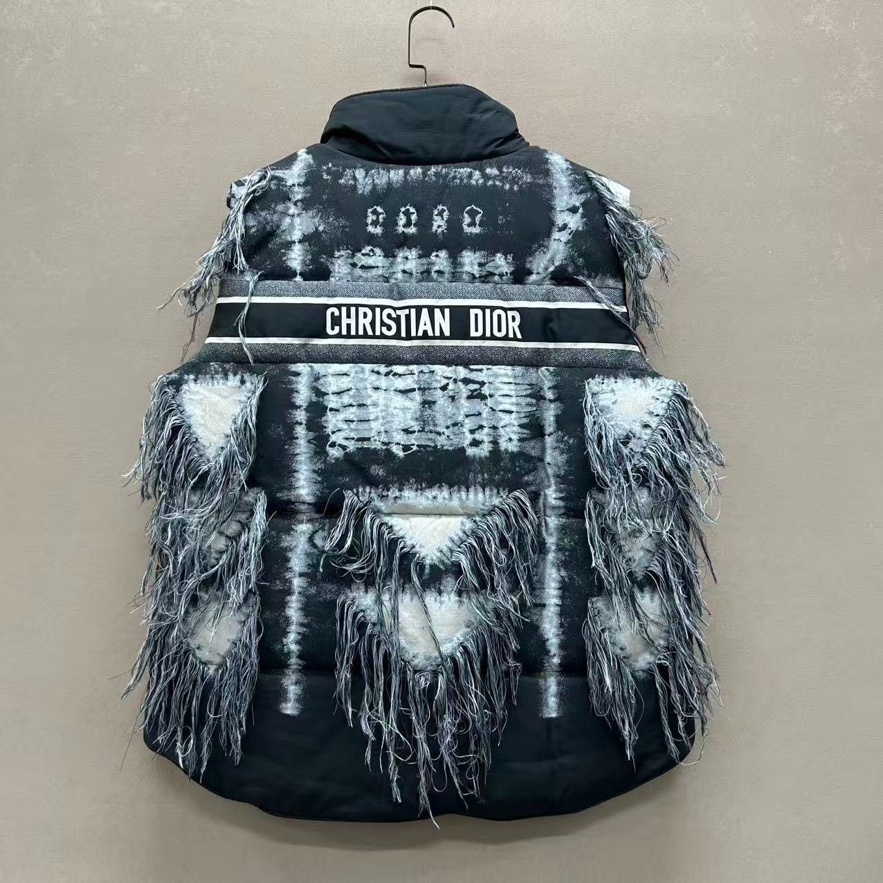 Dior Dior Fringe Detail Vest Size L Size US L / EU 52-54 / 3 - 3 Thumbnail