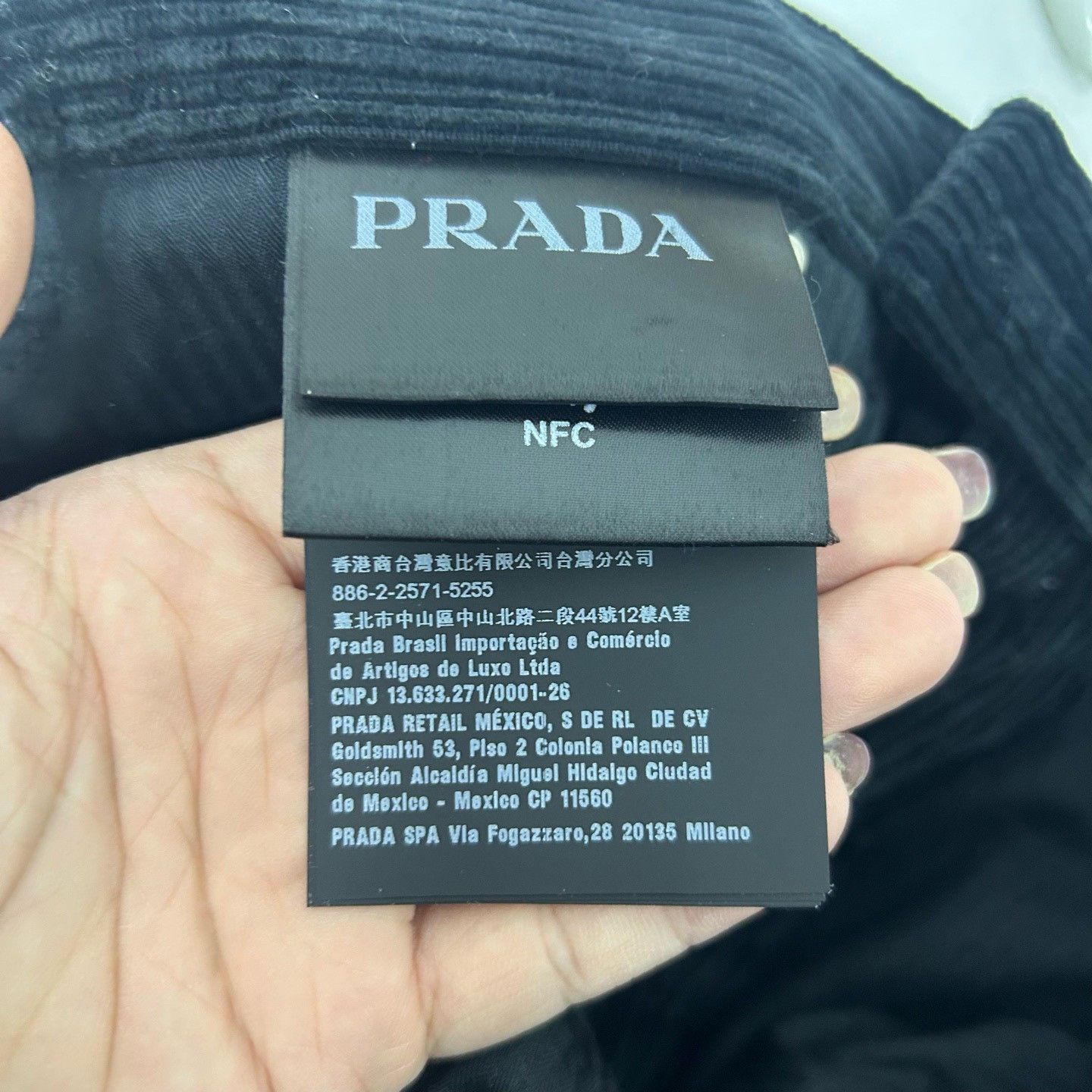 Prada Prada Corduroy Casual Pants Size 30 Size US 30 / EU 46 - 6 Thumbnail