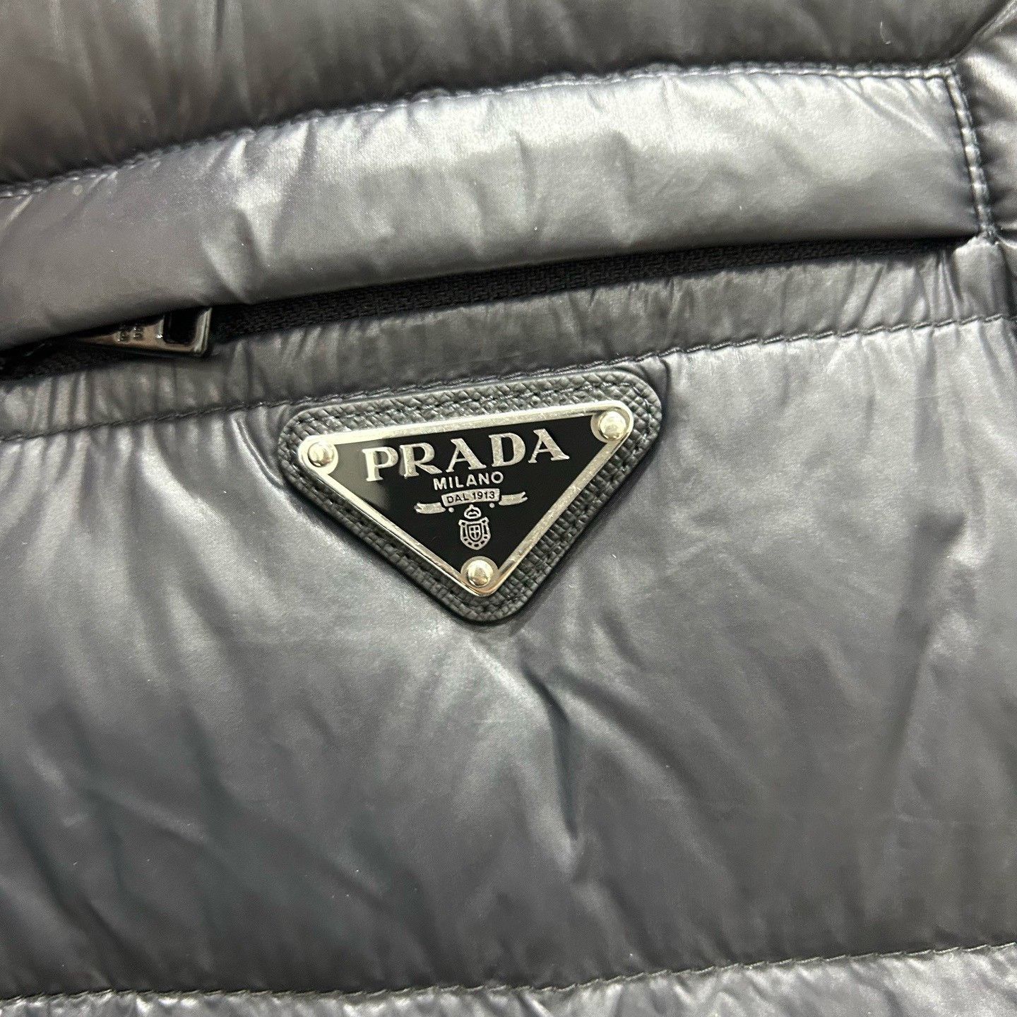 Prada Prada Triangle Logo Puffer Vest Size M Size US M / EU 48-50 / 2 - 4 Thumbnail