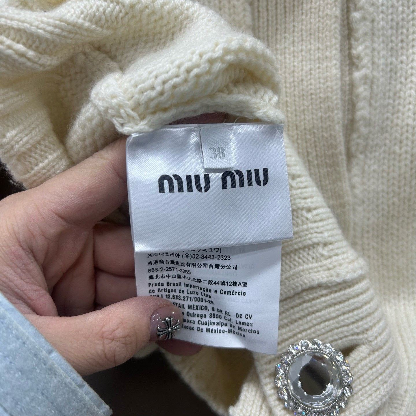 Miu Miu Miu Miu Rhinestone Button Cardigan Size 38 Size XS / US 0-2 / IT 36-38 - 6 Thumbnail