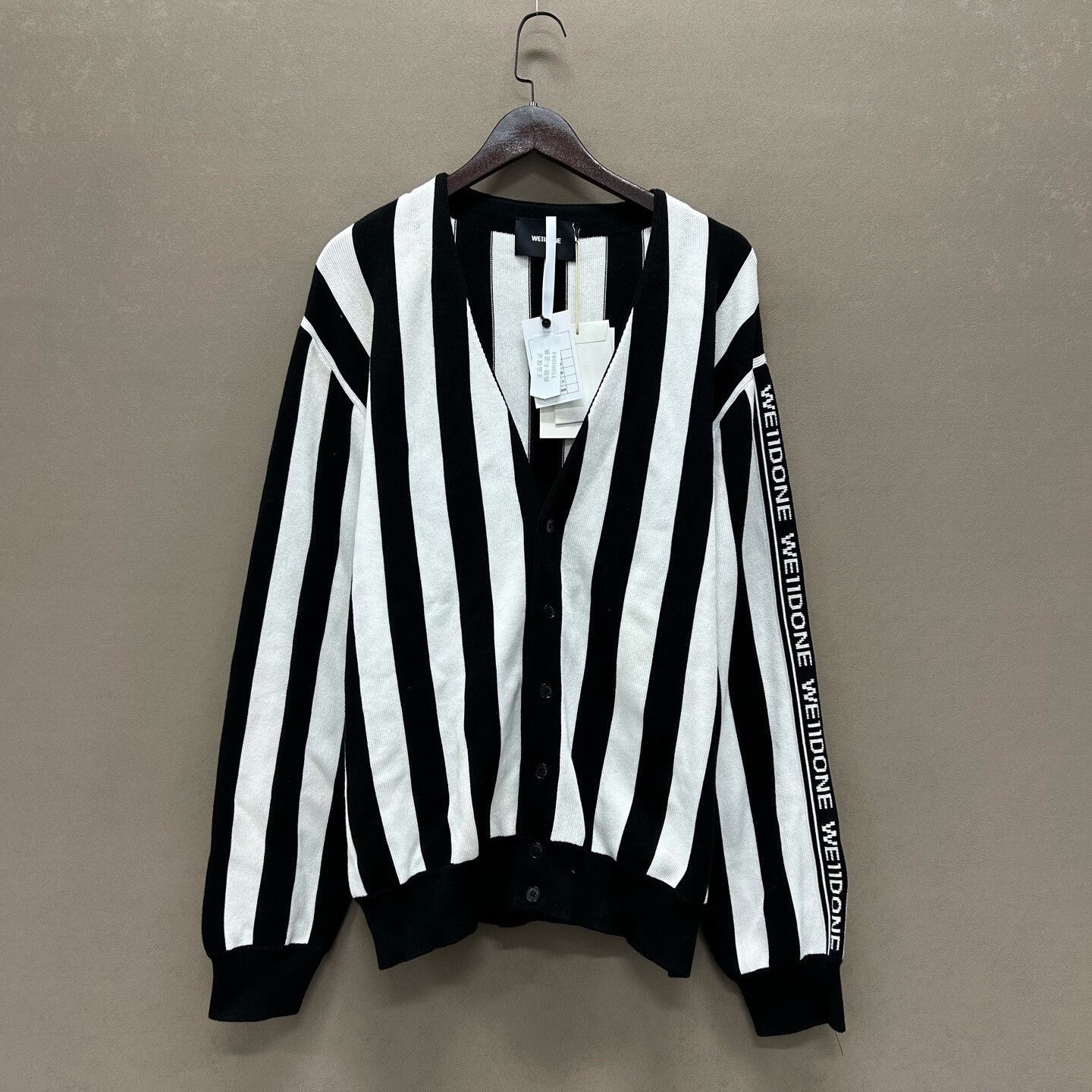 WE11DONE WE11DONE Striped Cardigan Size L Size US L / EU 52-54 / 3 - 2 Thumbnail