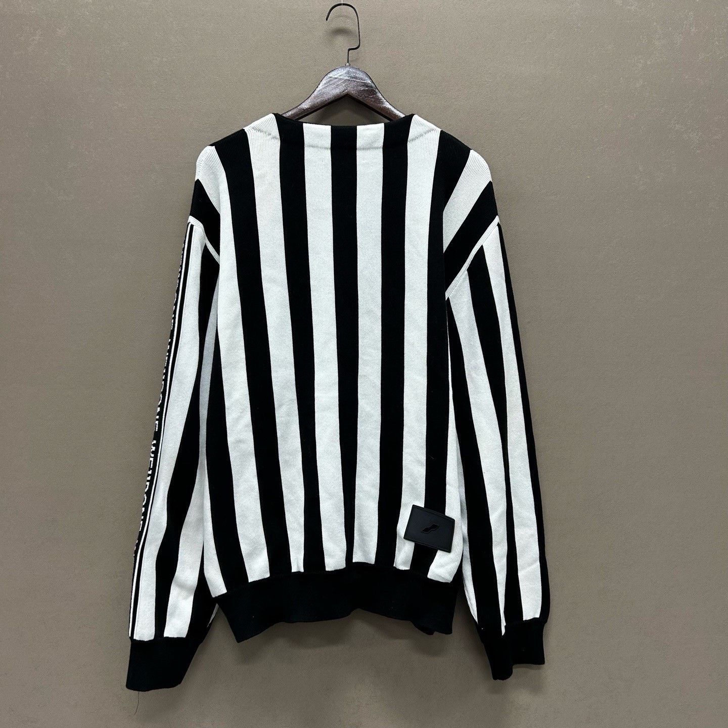 WE11DONE WE11DONE Striped Cardigan Size L Size US L / EU 52-54 / 3 - 3 Thumbnail