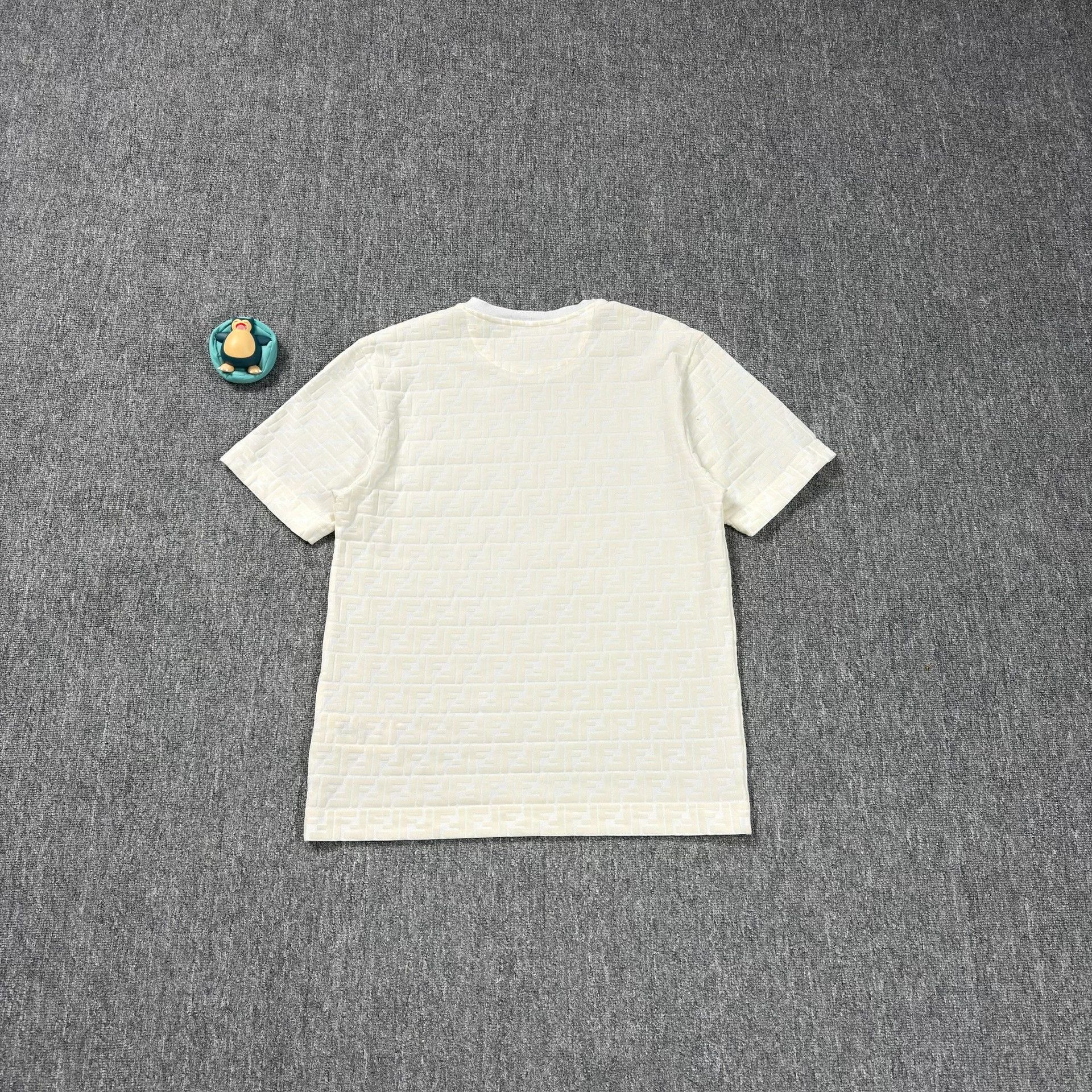 Fendi Fendi Beige Flocked Monogram T-Shirt US M Size US M / EU 48-50 / 2 - 8 Thumbnail