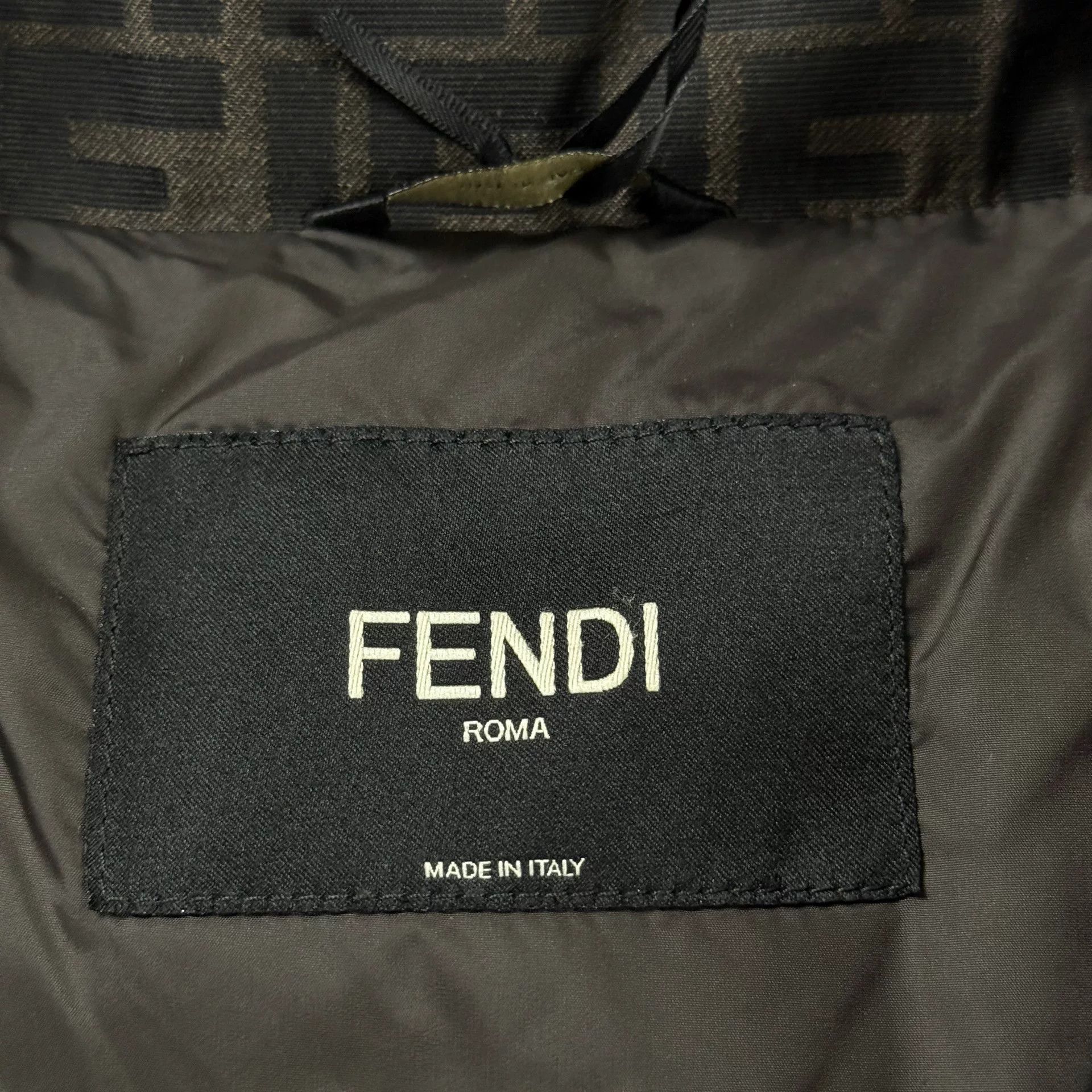 Fendi Fendi FF Monogram Puffer Jacket Size 50 Size US M / EU 48-50 / 2 - 7 Thumbnail
