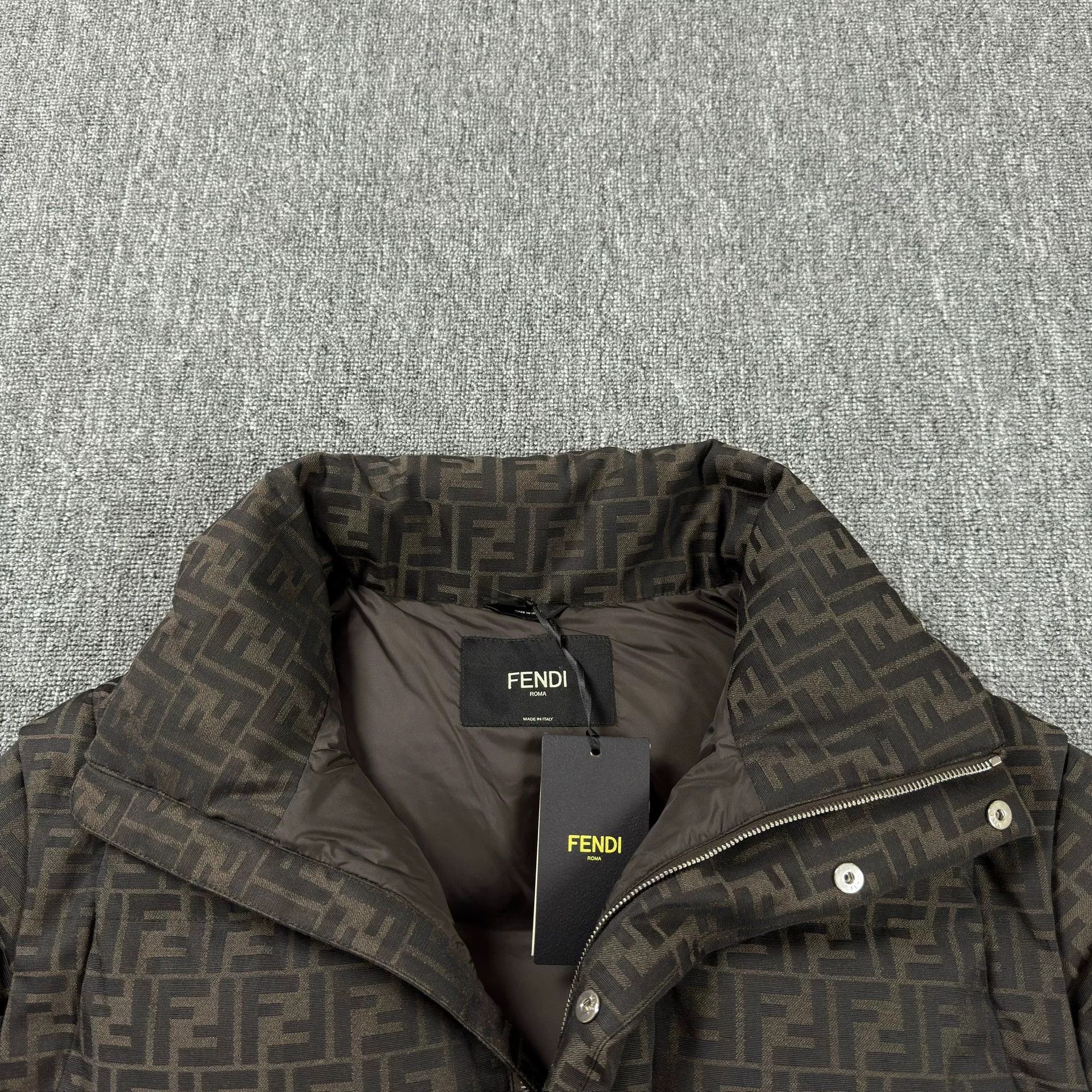 Fendi Fendi FF Monogram Puffer Jacket Size 50 Size US M / EU 48-50 / 2 - 3 Thumbnail