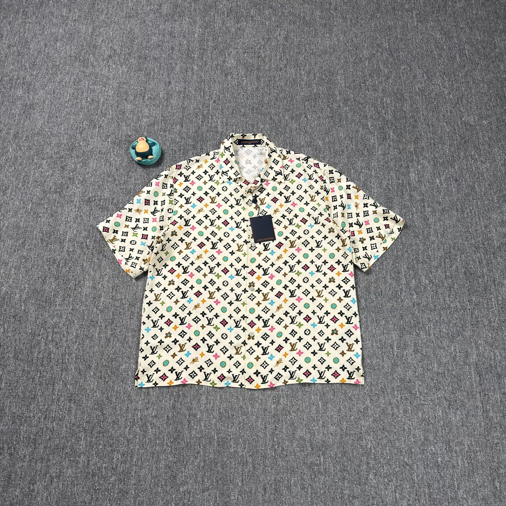 Louis Vuitton Louis Vuitton x Tyler Craggy Monogram Shirt XL Size US XL / EU 56 / 4 - 2 Thumbnail