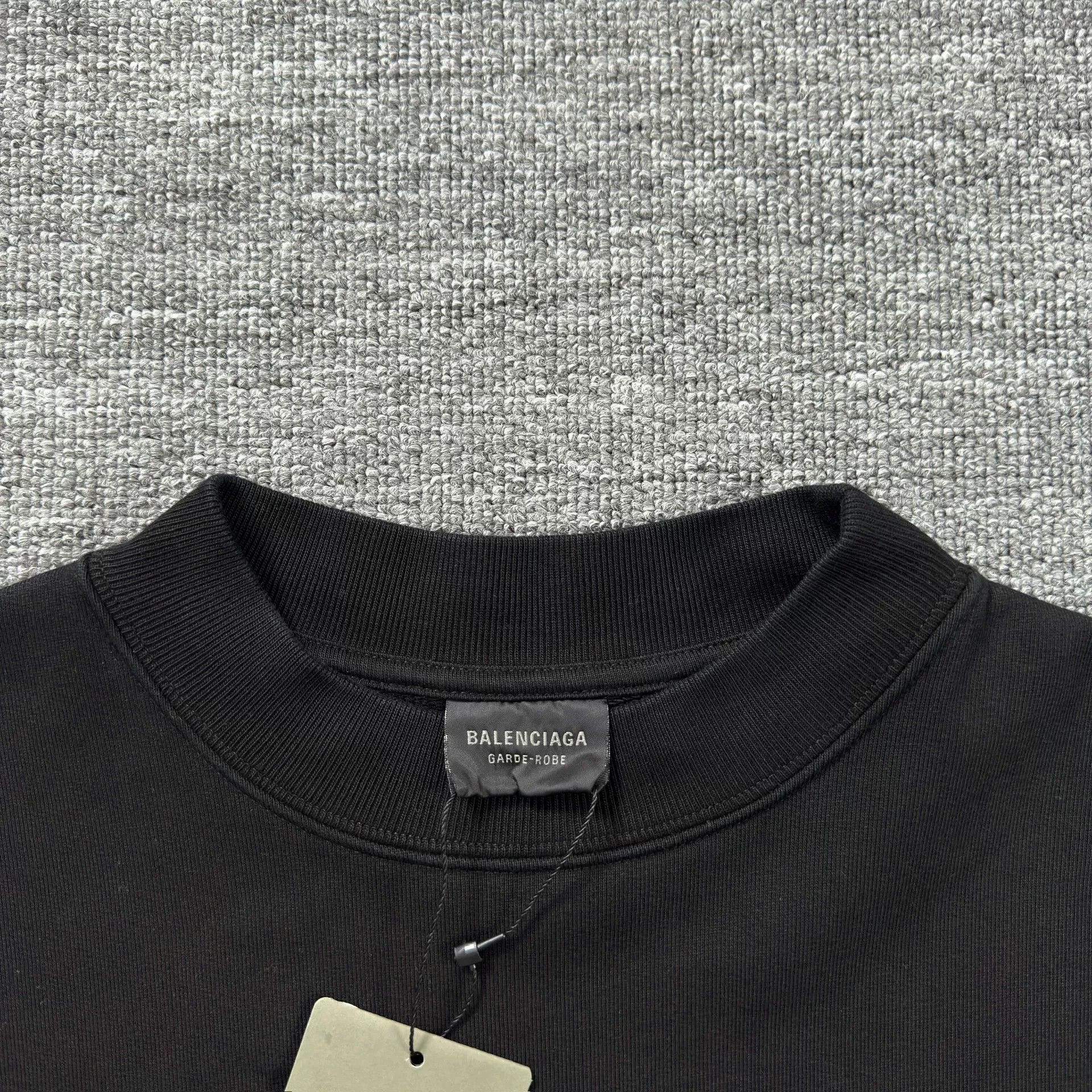 Balenciaga Balenciaga Black Garde-Robe Sweatshirt Size M Size US M / EU 48-50 / 2 - 3 Thumbnail
