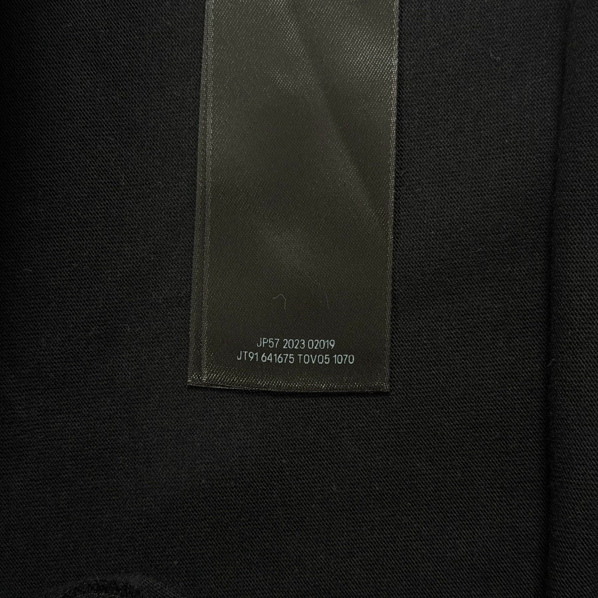 Balenciaga Balenciaga Blurred Logo T-Shirt Size S Size US S / EU 44-46 / 1 - 8 Thumbnail