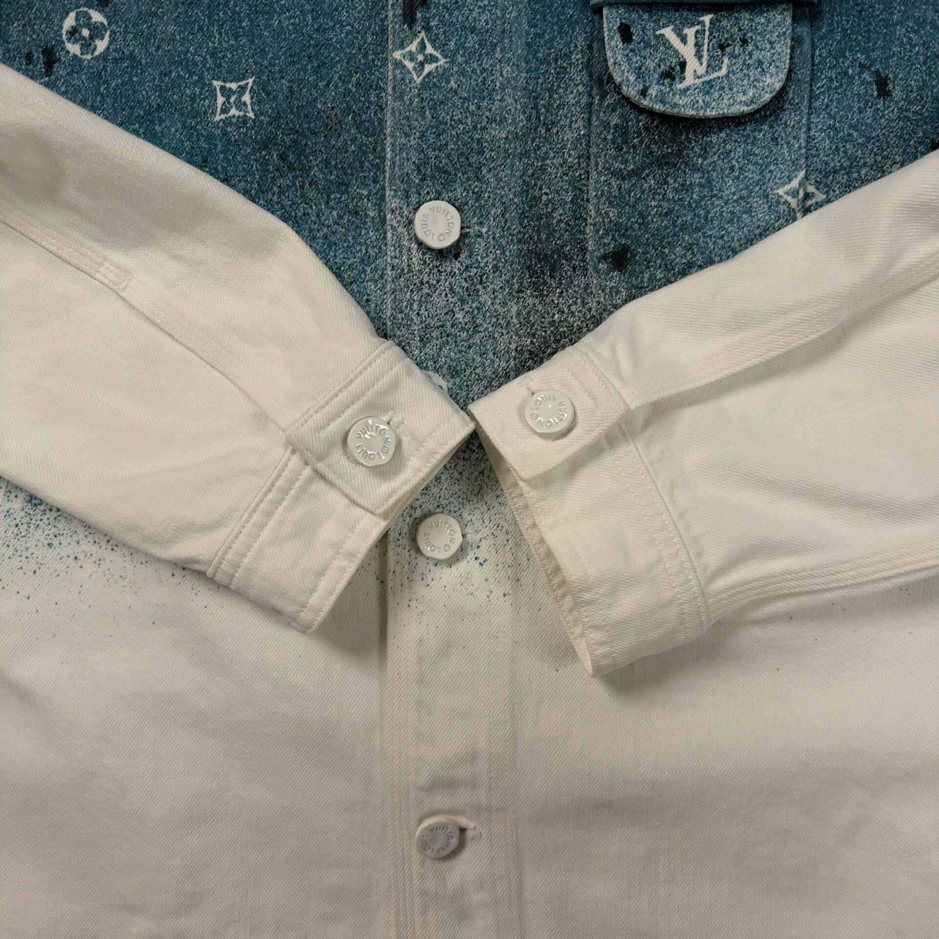 Louis Vuitton Louis Vuitton Monogram Splatter Denim Shirt Size L Size US L / EU 52-54 / 3 - 4 Thumbnail