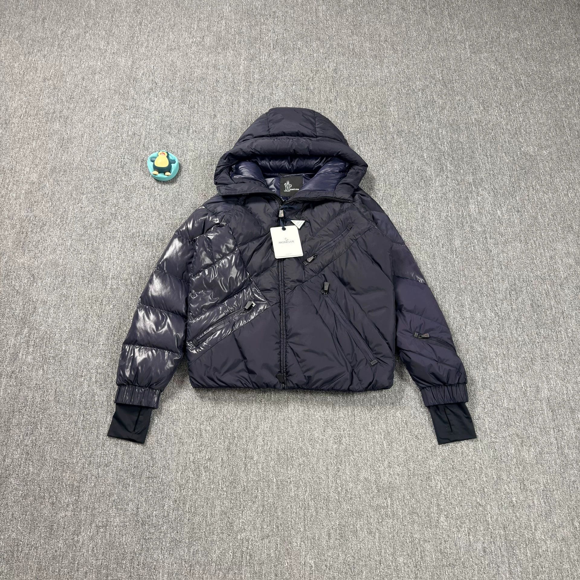Moncler Moncler Grenoble Autrans Navy Down Jacket 2 Size US M / EU 48-50 / 2 - 2 Thumbnail