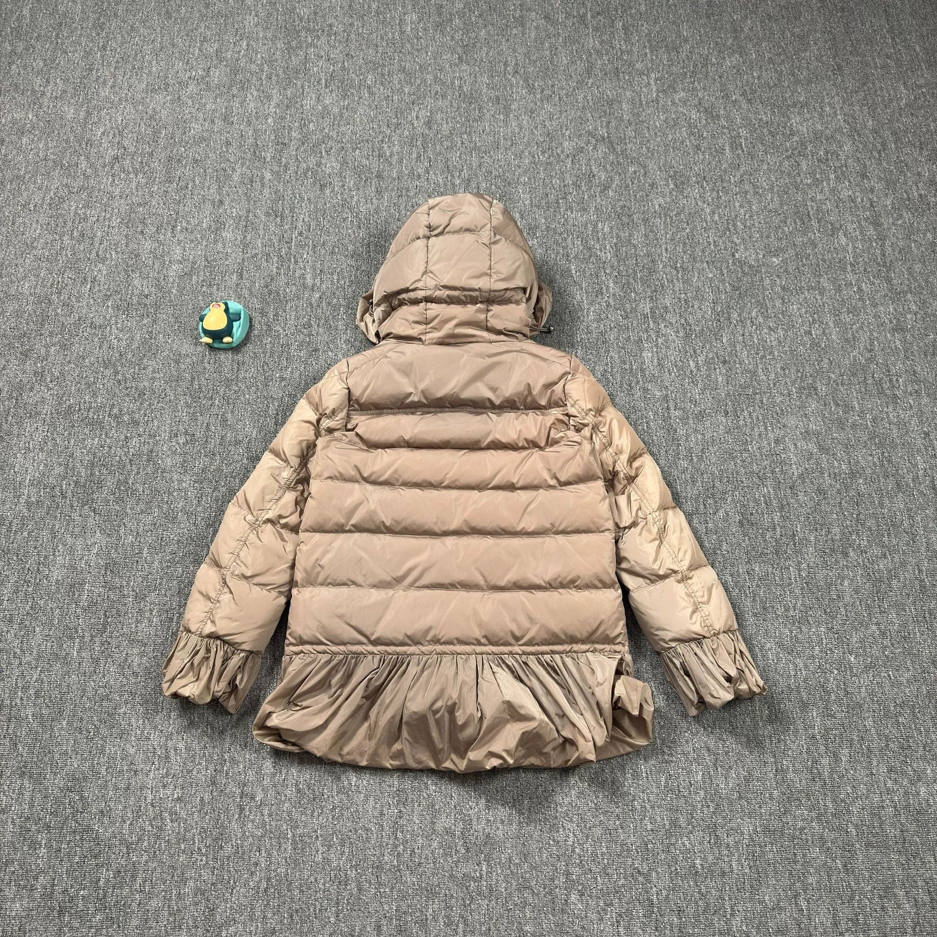 Moncler Moncler Peplum Hem Down Jacket Size 0 Size XS / US 0-2 / IT 36-38 - 8 Thumbnail