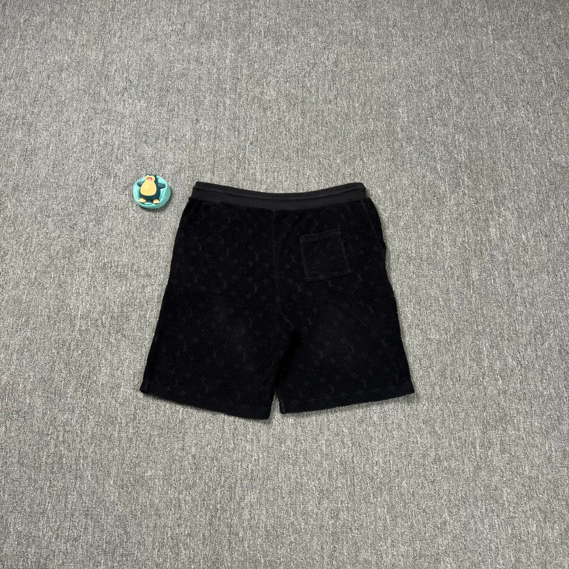 Louis Vuitton Louis Vuitton Monogram Terry Shorts Size XL Size US 36 / EU 52 - 8 Thumbnail