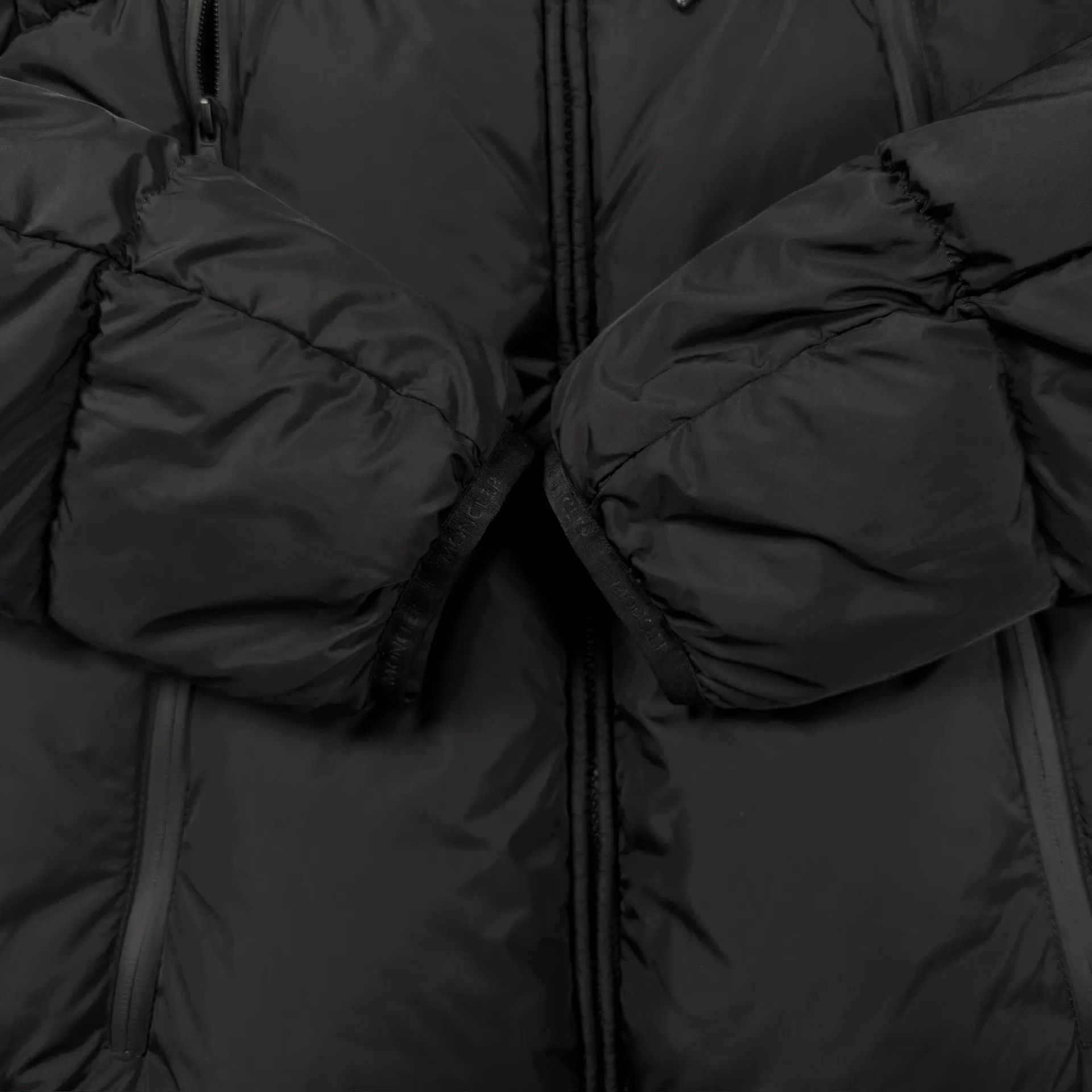Moncler Moncler Montcla Logo Hooded Puffer Jacket Size 2 Size US M / EU 48-50 / 2 - 4 Thumbnail