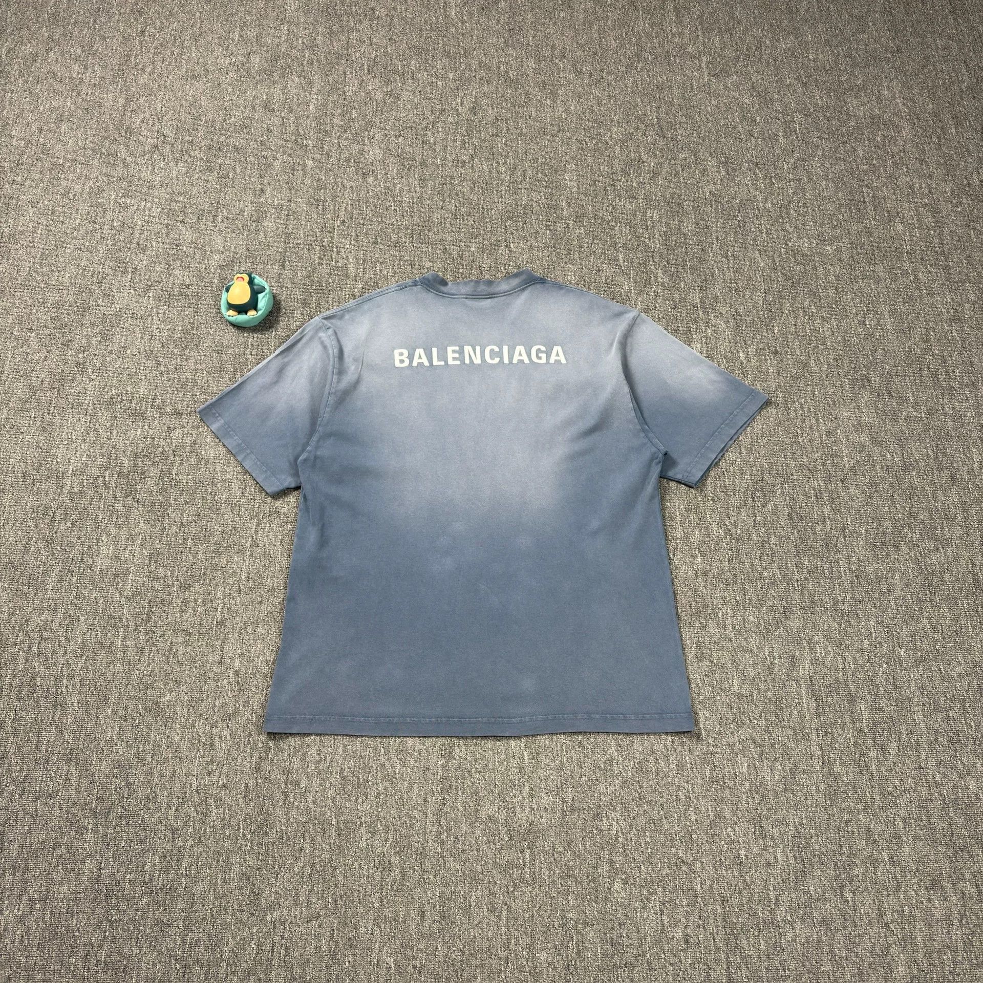 Balenciaga Balenciaga Gradient T-Shirt Size L Size US M / EU 48-50 / 2 - 8 Thumbnail