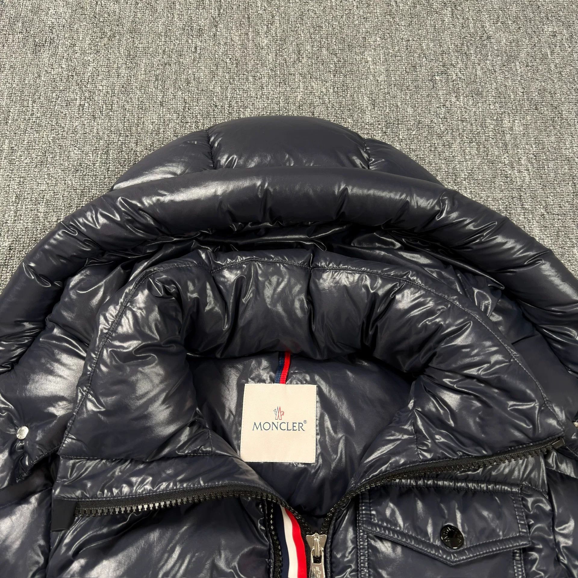 Moncler Moncler Montbeliard Puffer Jacket Size 1 Size US S / EU 44-46 / 1 - 3 Thumbnail