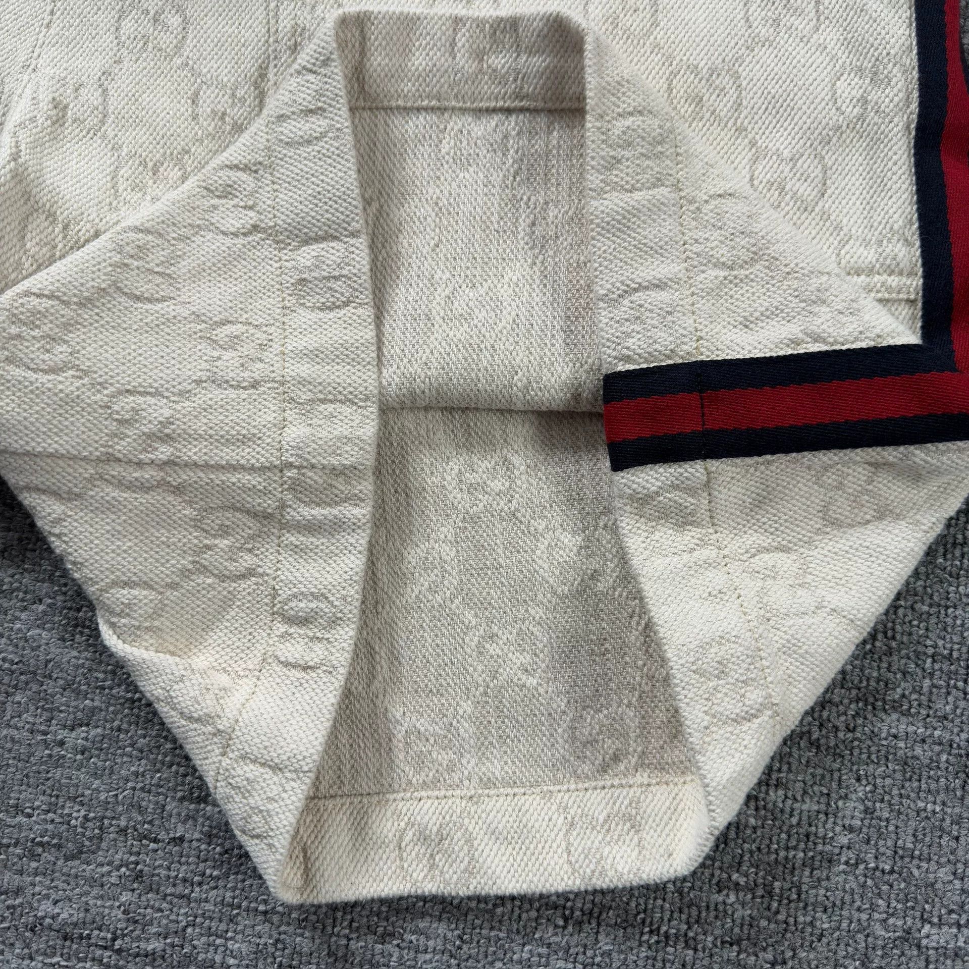 Gucci Gucci GG Monogram Web Stripe Shorts Size EU 54 Size US 38 / EU 54 - 5 Thumbnail