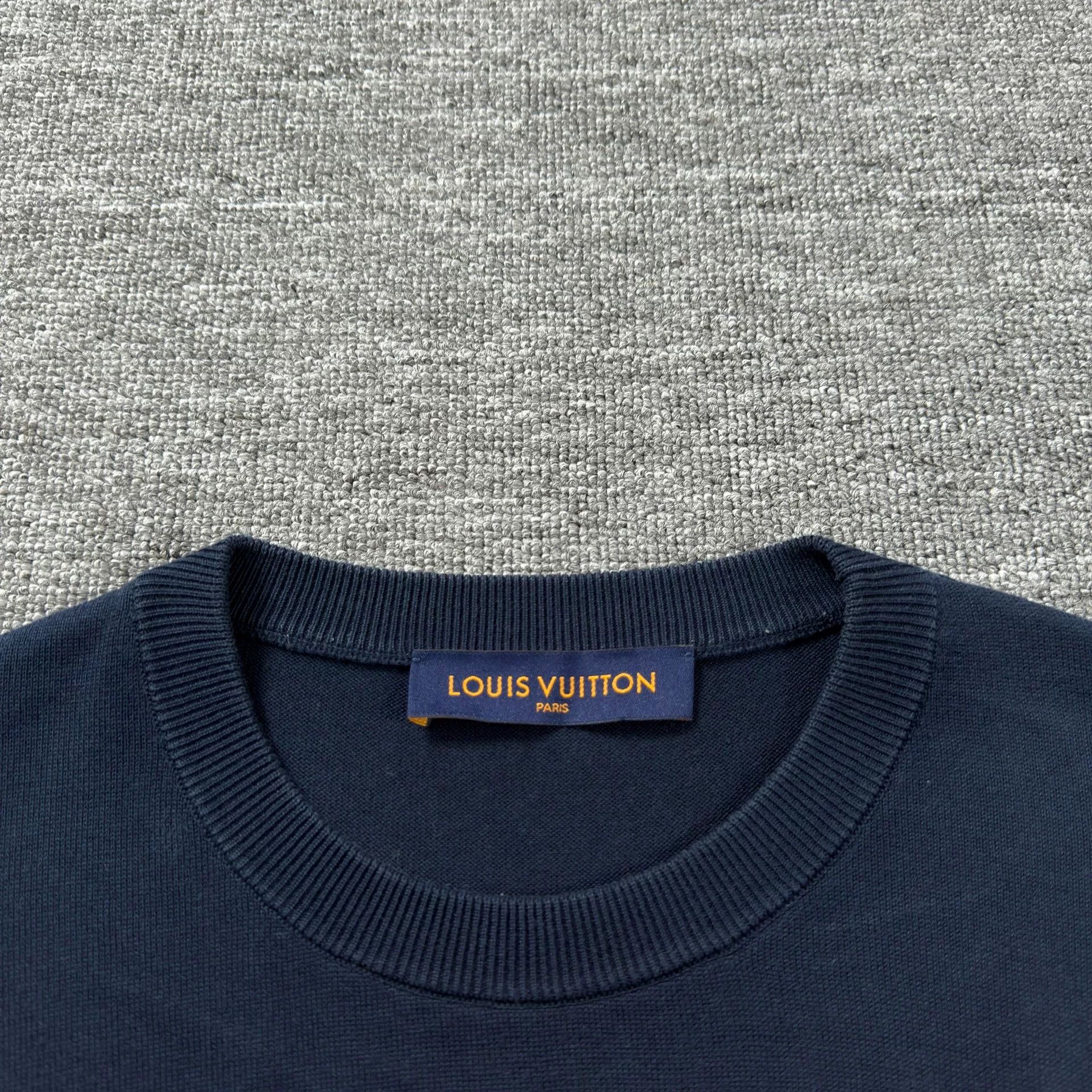 Louis Vuitton Louis Vuitton x Nigo Heart Logo Knit T-Shirt Size M Size US M / EU 48-50 / 2 - 3 Thumbnail