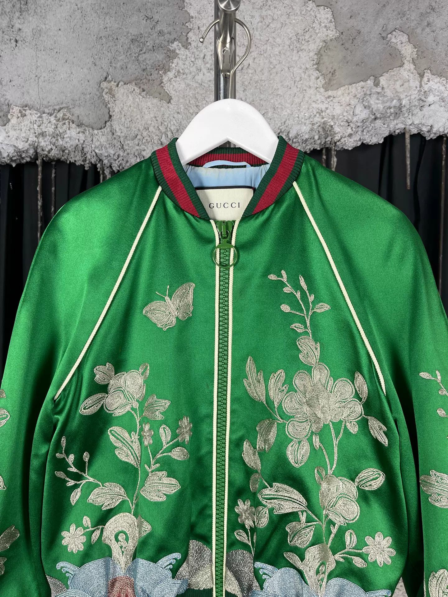 Gucci Gucci Floral Embroidery Bomber Jacket Size 38 Size XS / US 0-2 / IT 36-38 - 4 Thumbnail