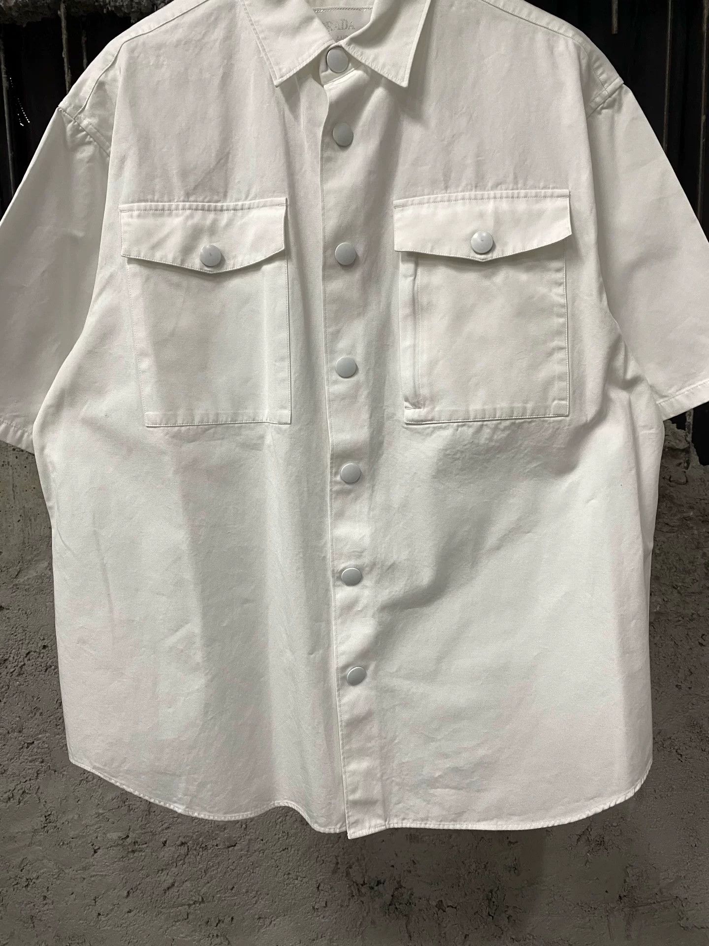 Prada Prada Logo Patch Work Shirt Size M Size US M / EU 48-50 / 2 - 5 Thumbnail