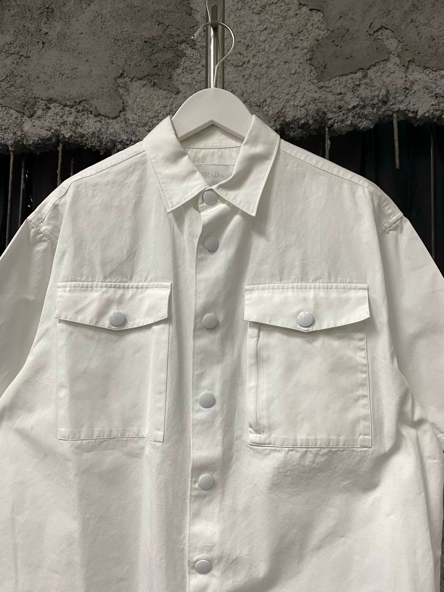 Prada Prada Logo Patch Work Shirt Size M Size US M / EU 48-50 / 2 - 4 Thumbnail