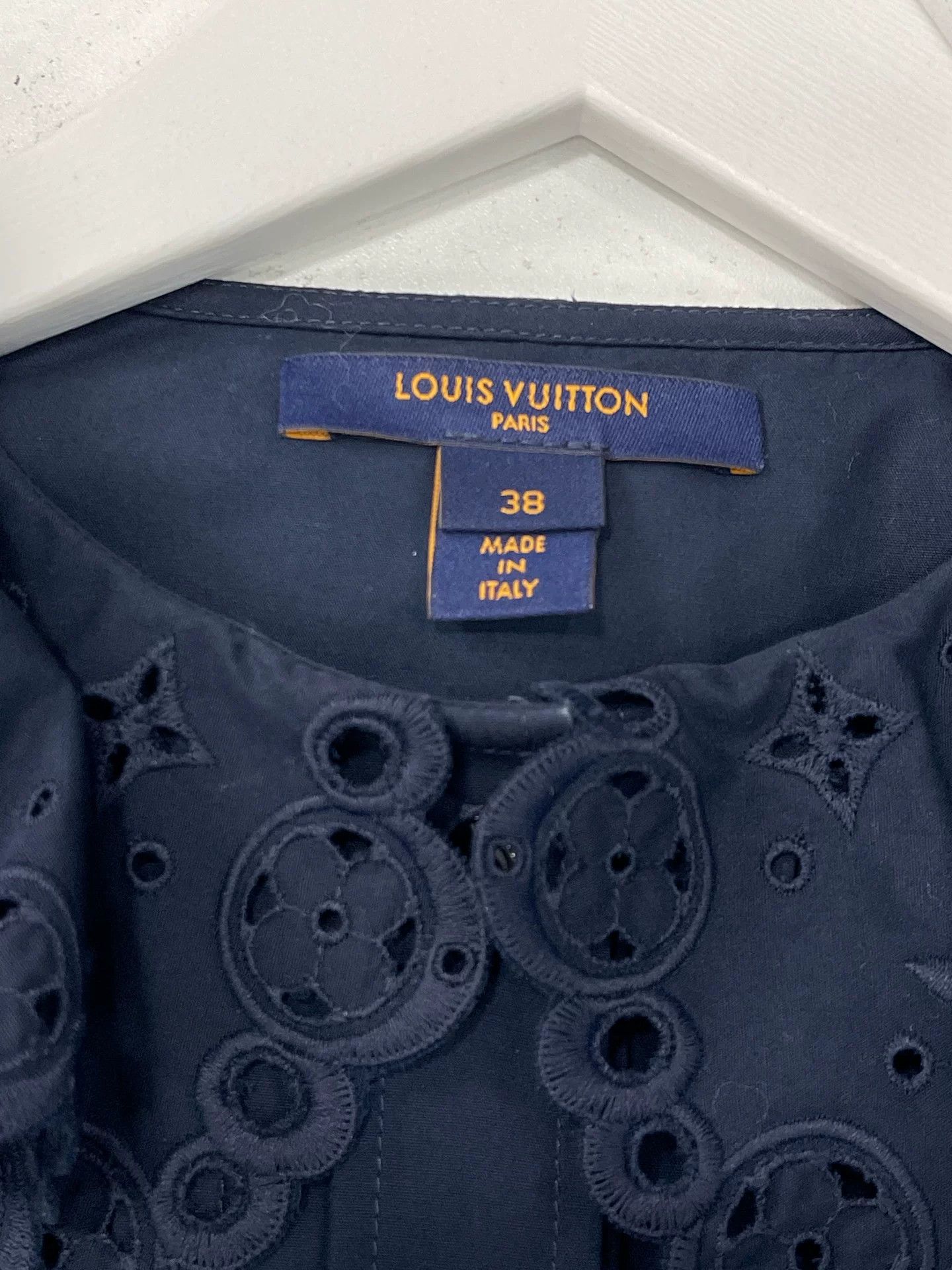 Louis Vuitton Louis Vuitton Monogram Eyelet Button Up Size 38 Size S / US 4 / IT 40 - 5 Thumbnail