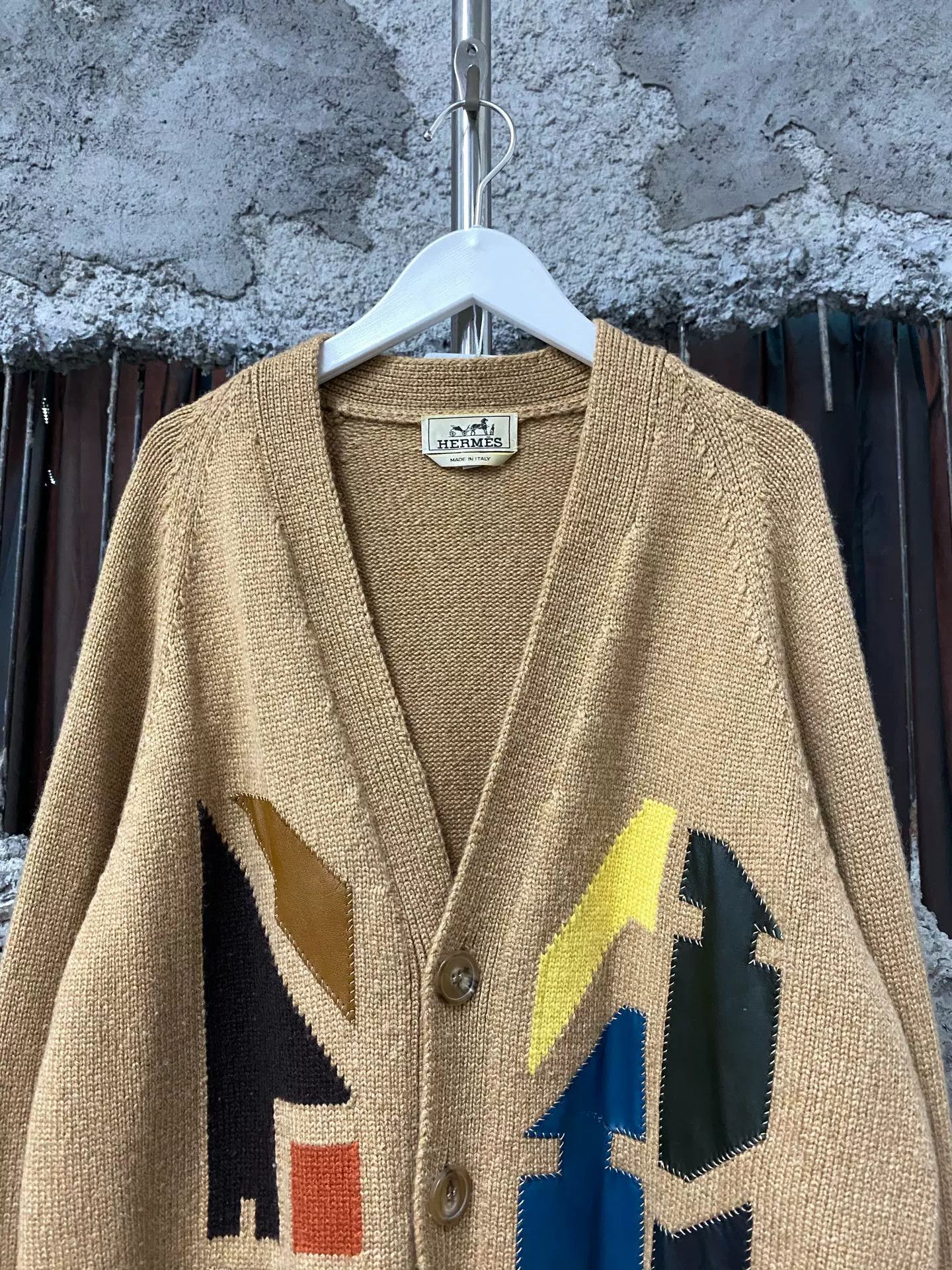 Hermes Hermes Leather Patch Cashmere Cardigan Size L Size US L / EU 52-54 / 3 - 4 Thumbnail