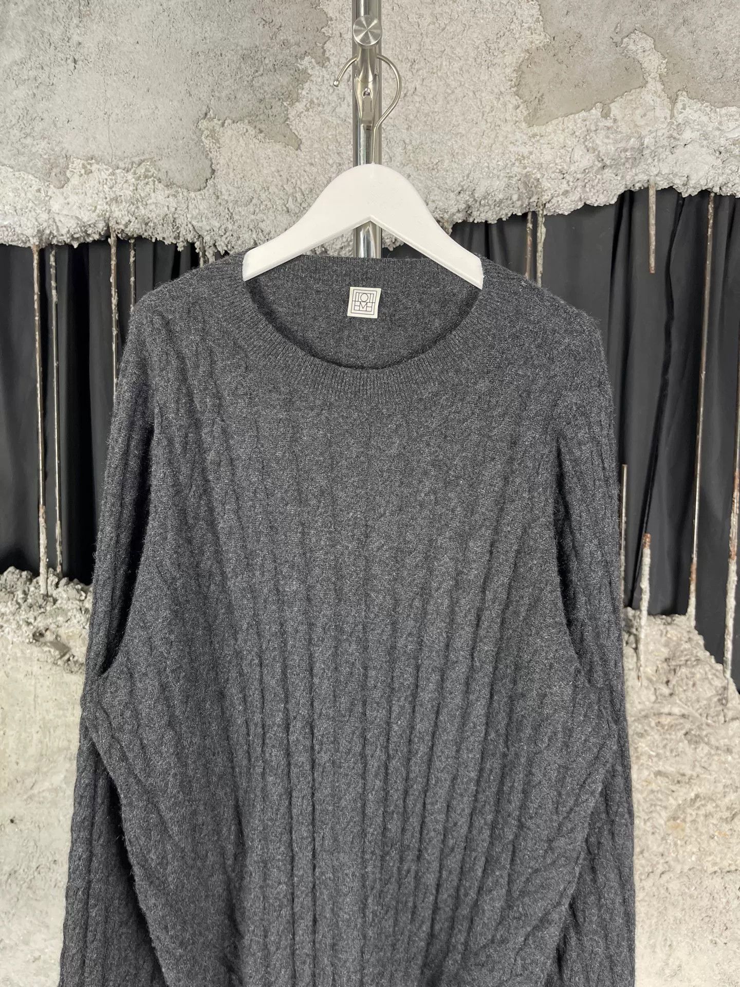 Toteme Toteme Cashmere Cable Knit Sweater Size XS Size XS / US 0-2 / IT 36-38 - 4 Thumbnail