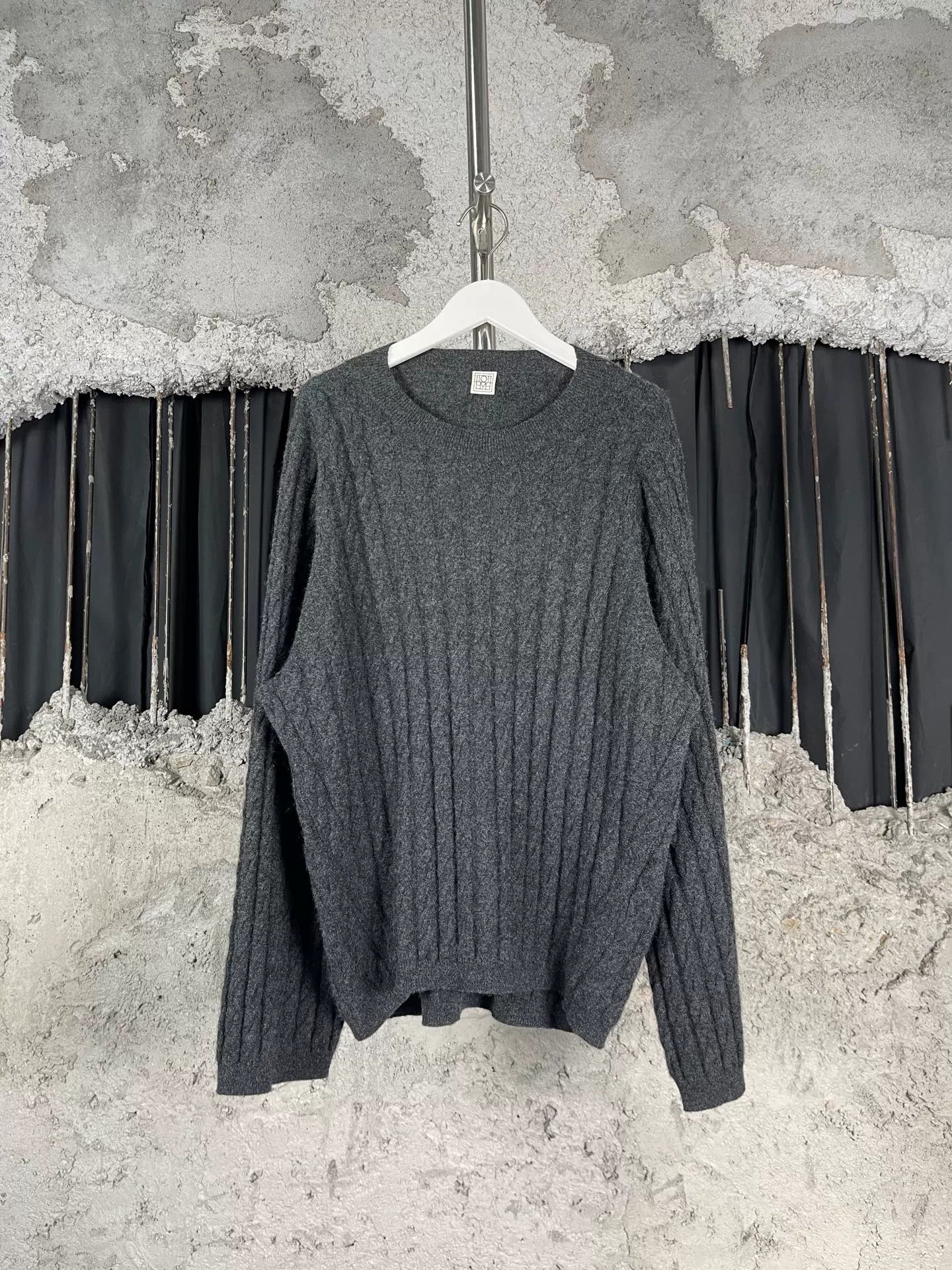 Toteme Toteme Cashmere Cable Knit Sweater Size XS Size XS / US 0-2 / IT 36-38 - 2 Thumbnail