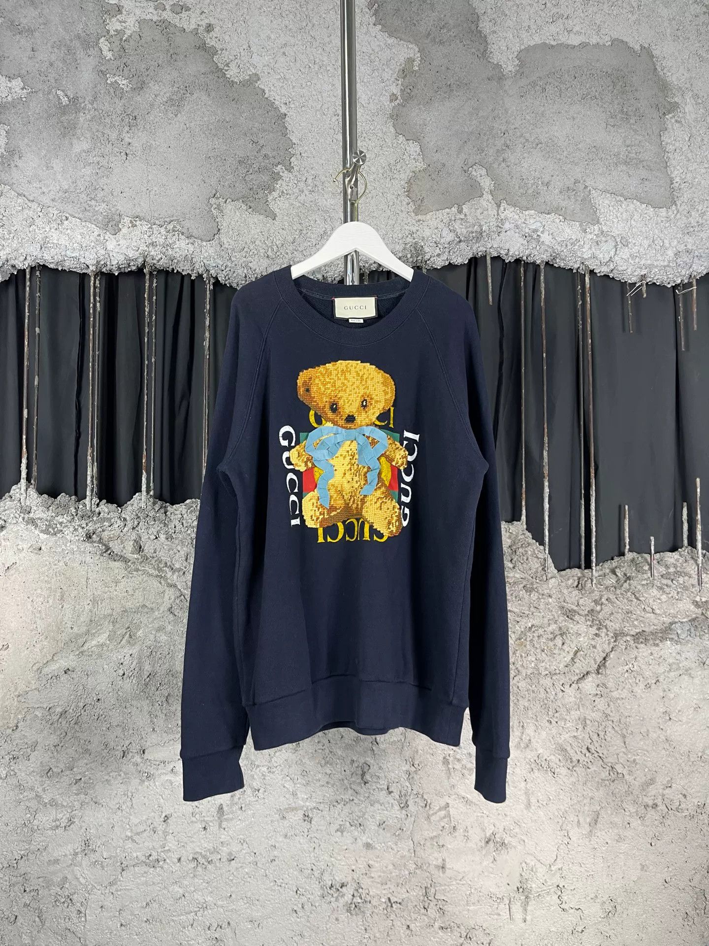 Gucci Gucci Bear Embroidered Sweatshirt Size S Size US S / EU 44-46 / 1 - 2 Thumbnail