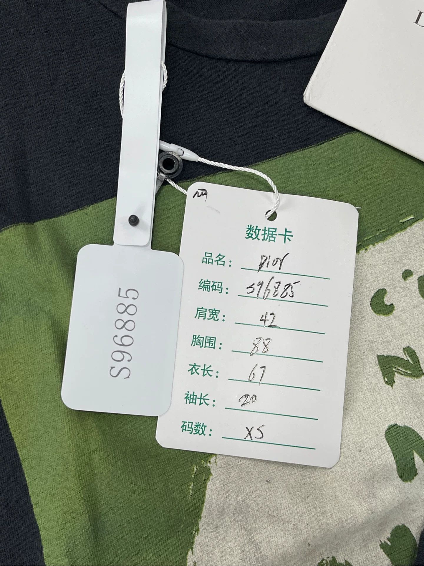 Dior Dior C'est Non Graphic T-Shirt Size XS Size US XS / EU 42 / 0 - 9 Thumbnail