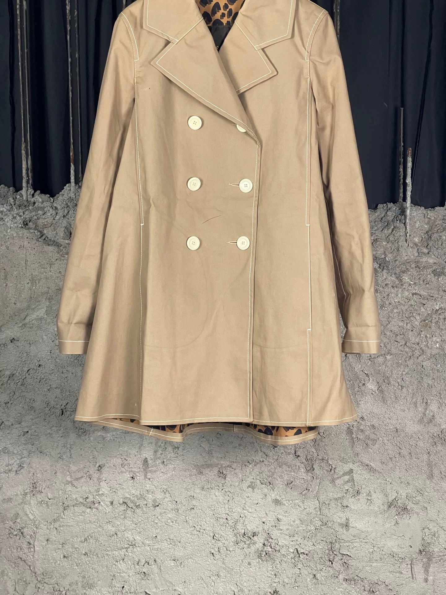 Louis Vuitton Louis Vuitton Leopard Lining Trench Coat Size 36 Size XS / US 0-2 / IT 36-38 - 5 Thumbnail