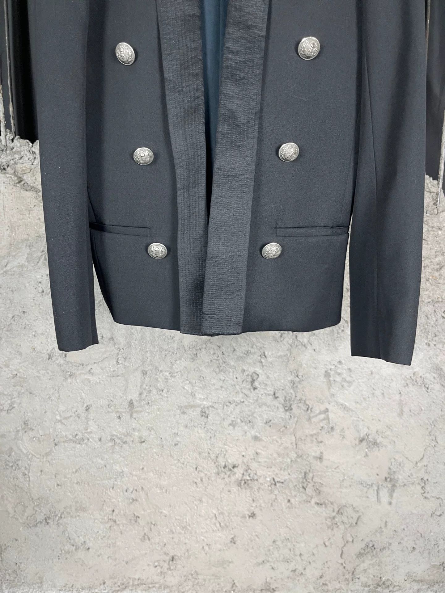 Balmain Balmain Crest Button Blazer Size 38R Size 38R - 5 Thumbnail