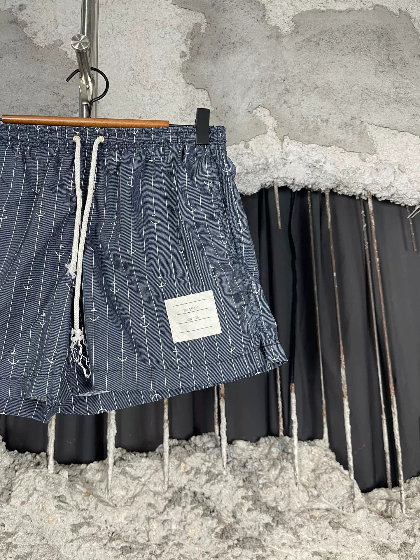 Thom Browne Thom Browne Anchor Print Shorts Size 1 Size US 39 - 4 Thumbnail