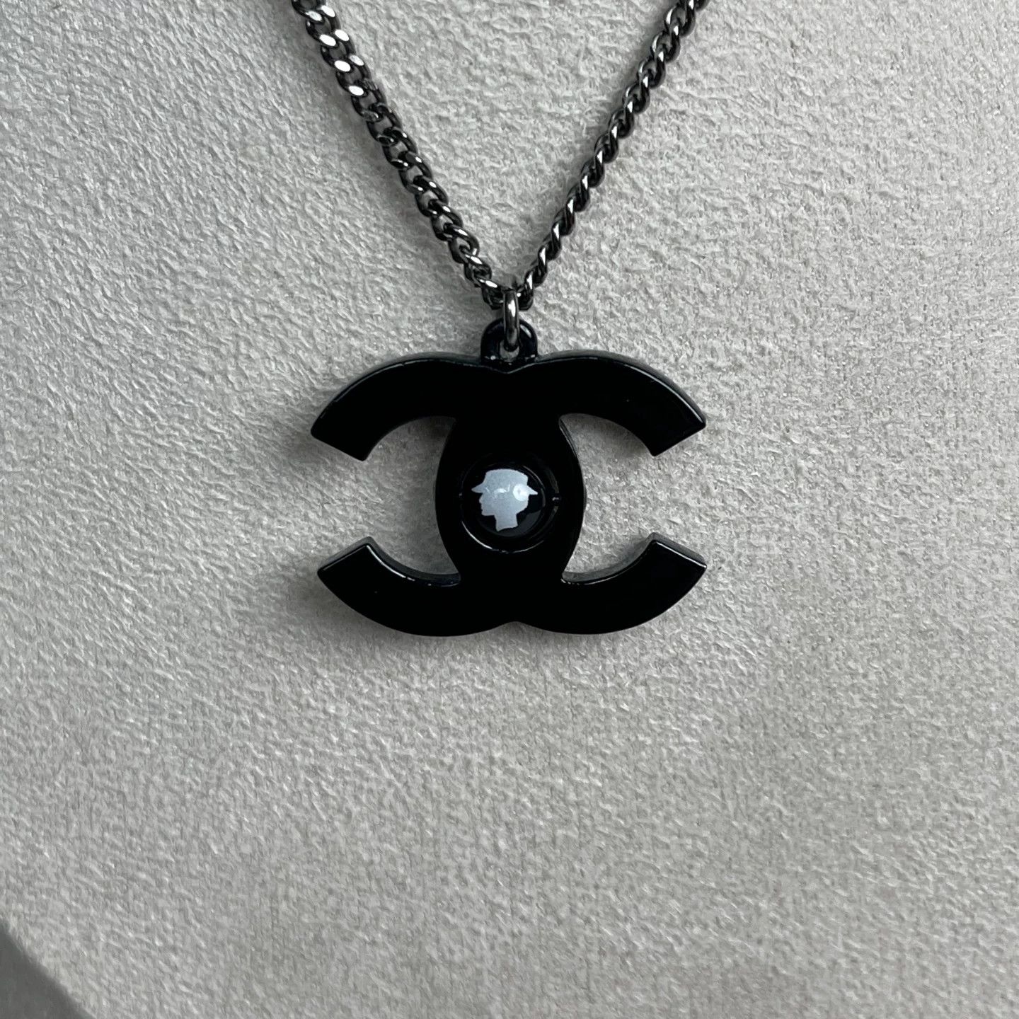 Chanel Chanel Camellia Logo Pendant Necklace Size ONE SIZE - 5 Thumbnail