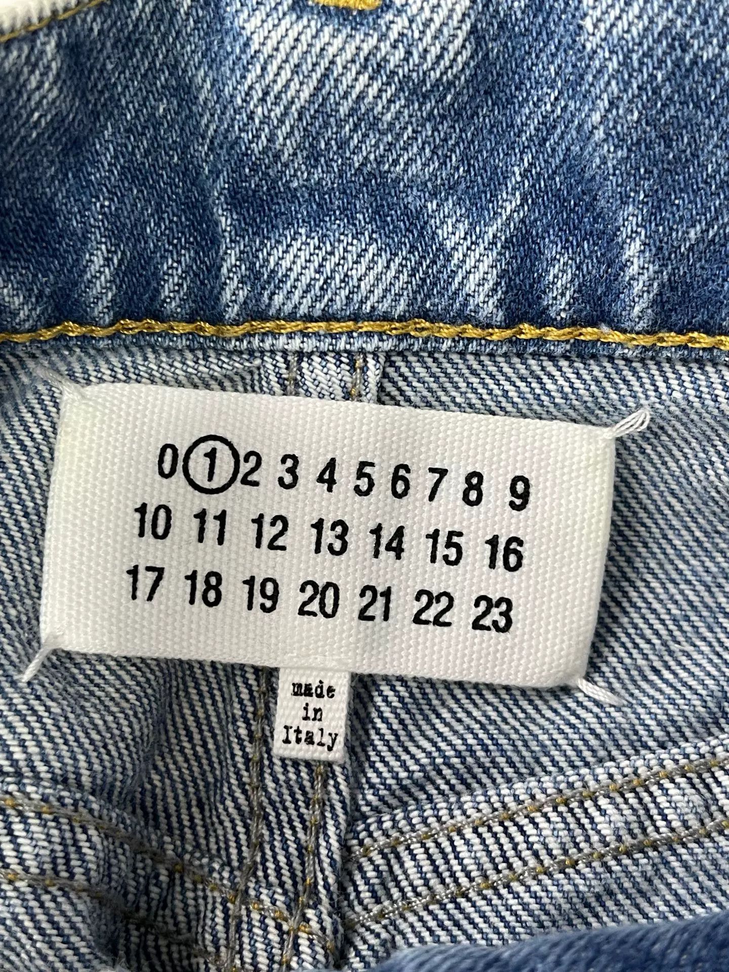 Maison Margiela Maison Margiela Distressed Jeans Size 36 Size 26" / US 2 / IT 38 - 8 Thumbnail