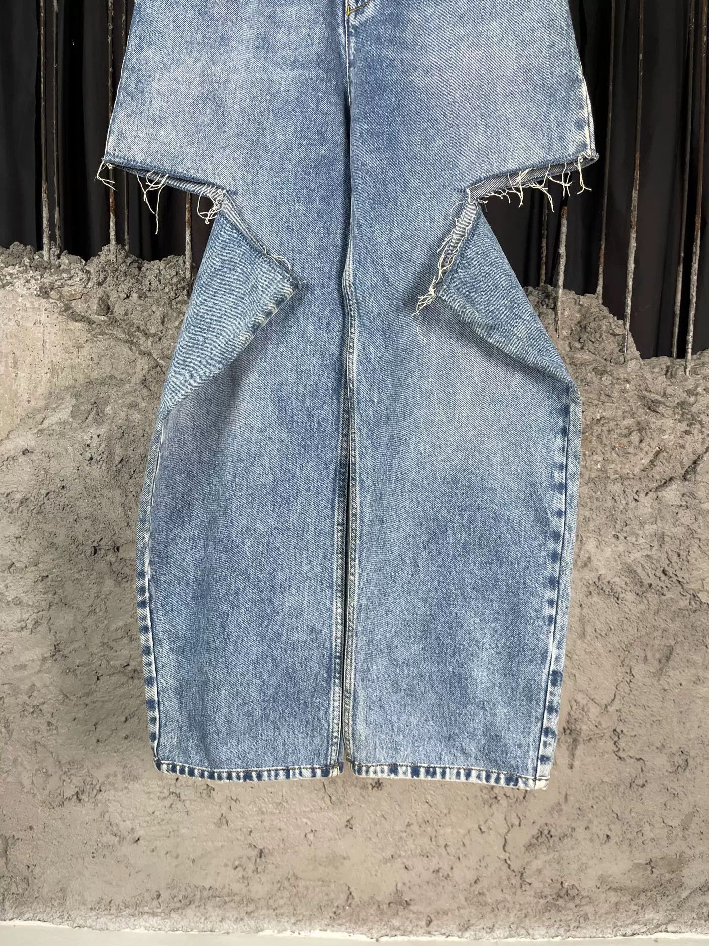 Maison Margiela Maison Margiela Distressed Jeans Size 36 Size 26" / US 2 / IT 38 - 5 Thumbnail