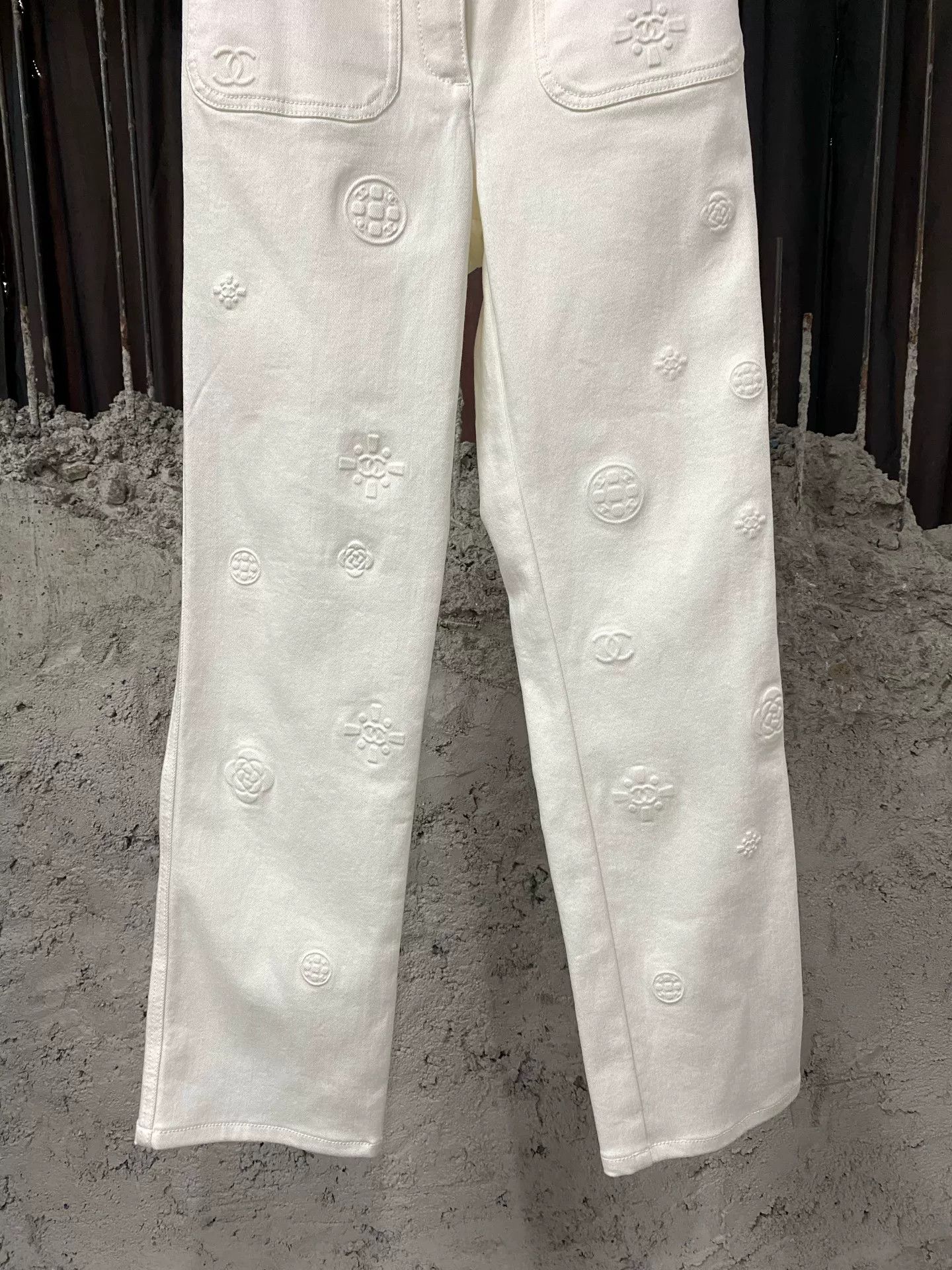 Chanel Chanel Embroidered Logo Jeans Size 34 Size 25" / US 0 / IT 36 - 5 Thumbnail
