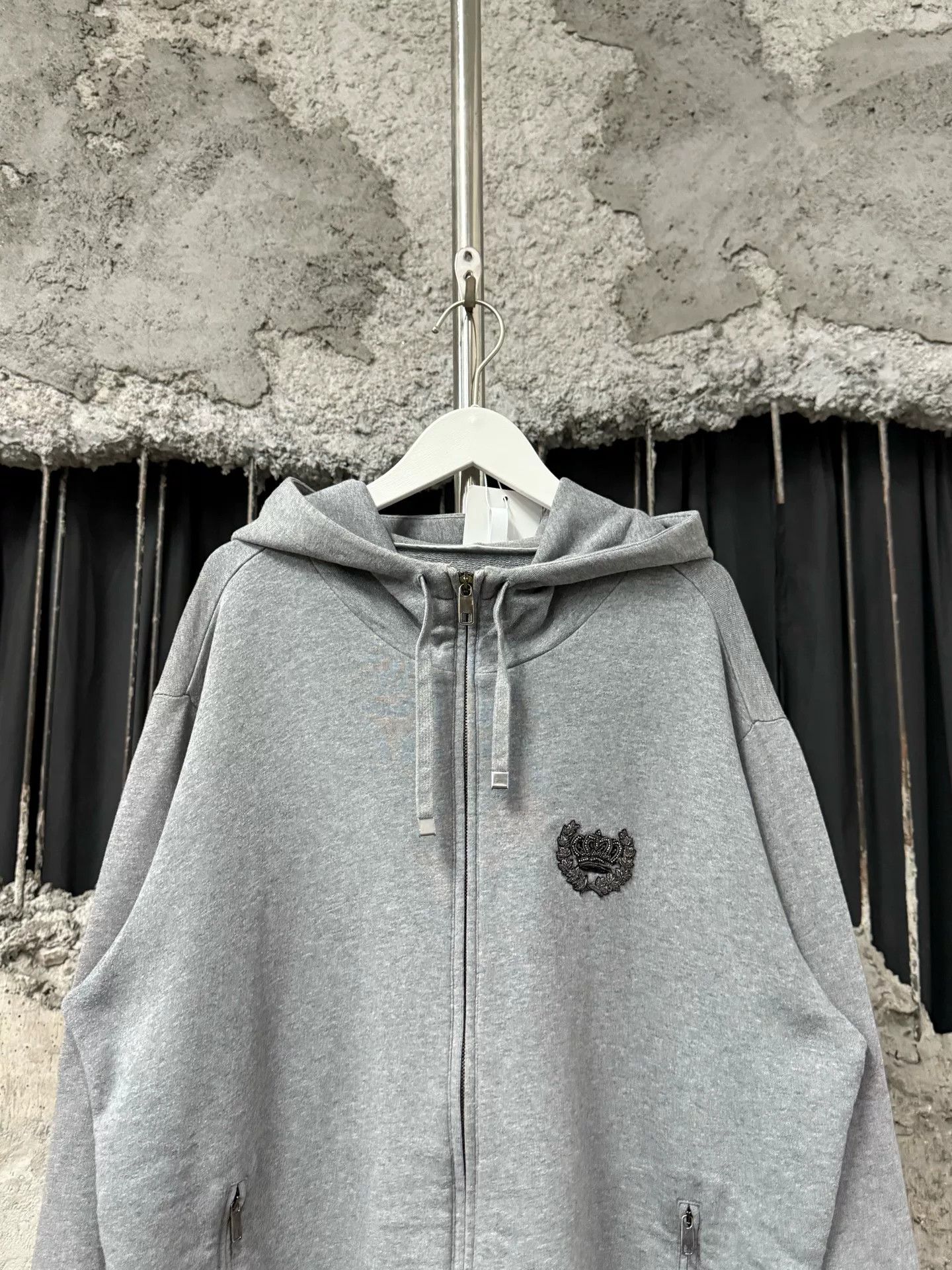 Dolce & Gabbana Dolce & Gabbana Crown Zip-Up Hoodie Gray Size 52 Size US L / EU 52-54 / 3 - 4 Thumbnail