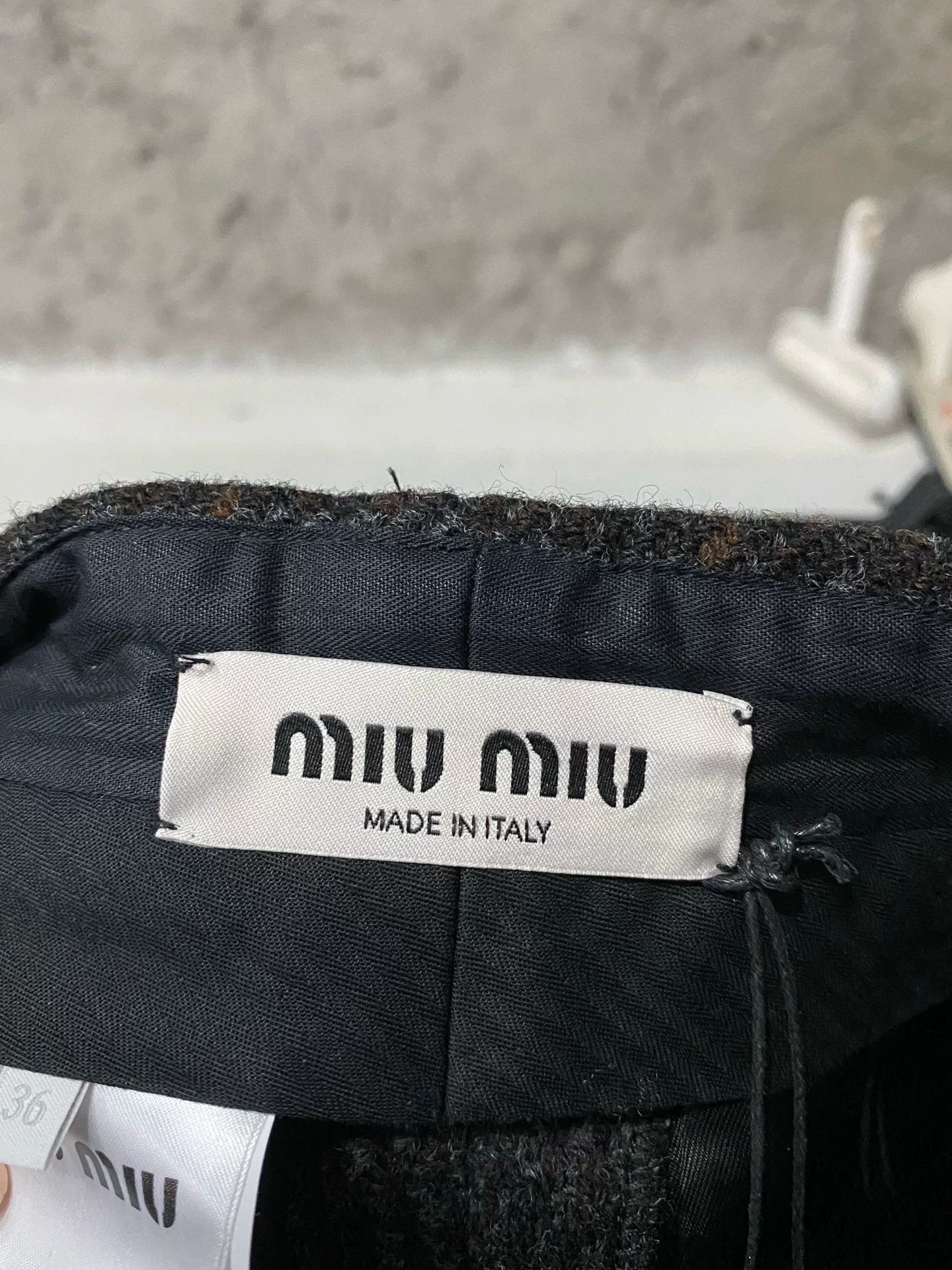 Miu Miu Miu Miu Plaid Tweed Shorts Size 36 Size 25" / US 0 / IT 36 - 6 Thumbnail