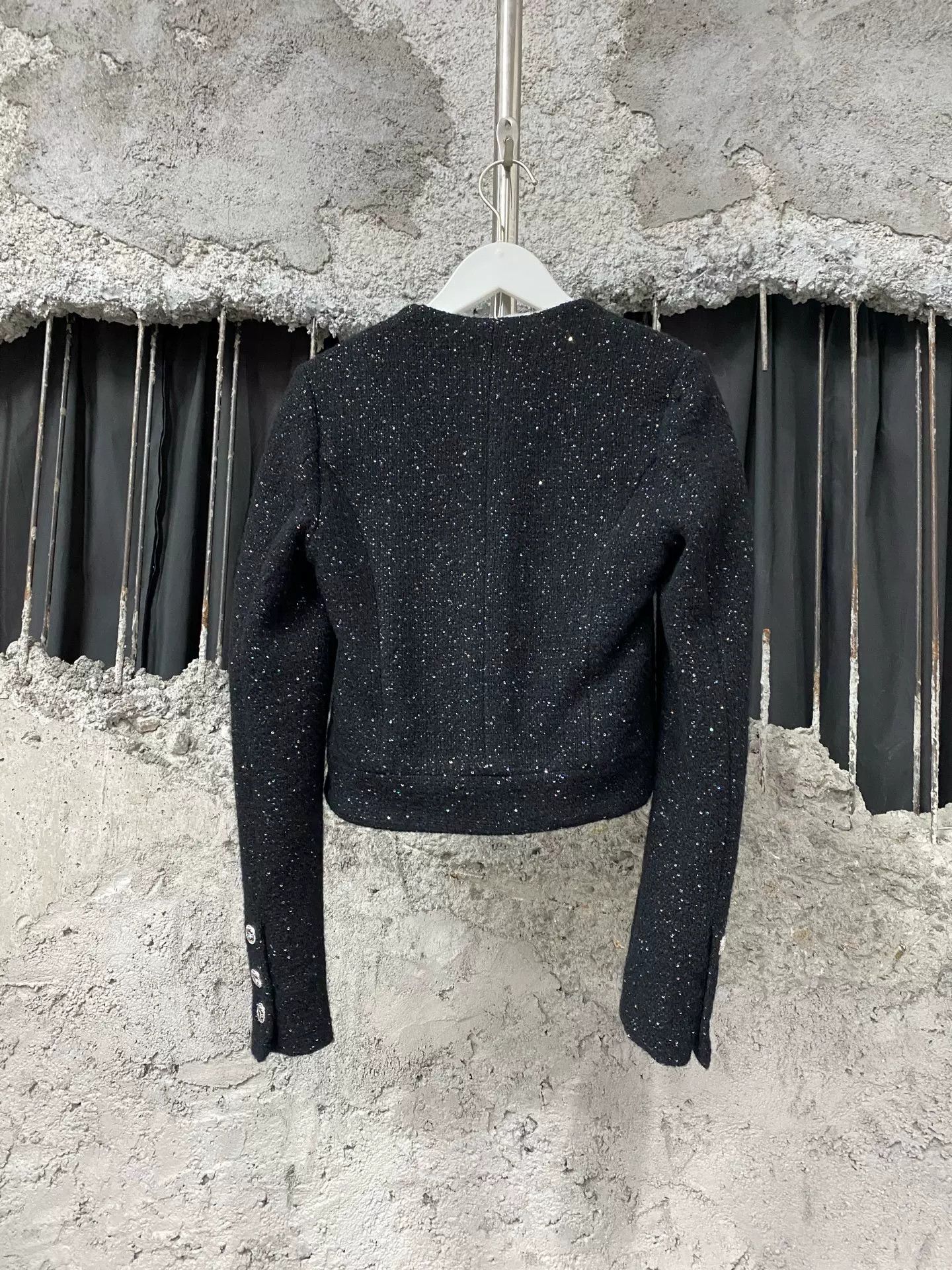 Chanel Chanel Sequin Embellished Button Jacket Size 34 Size XS / US 0-2 / IT 36-38 - 3 Thumbnail