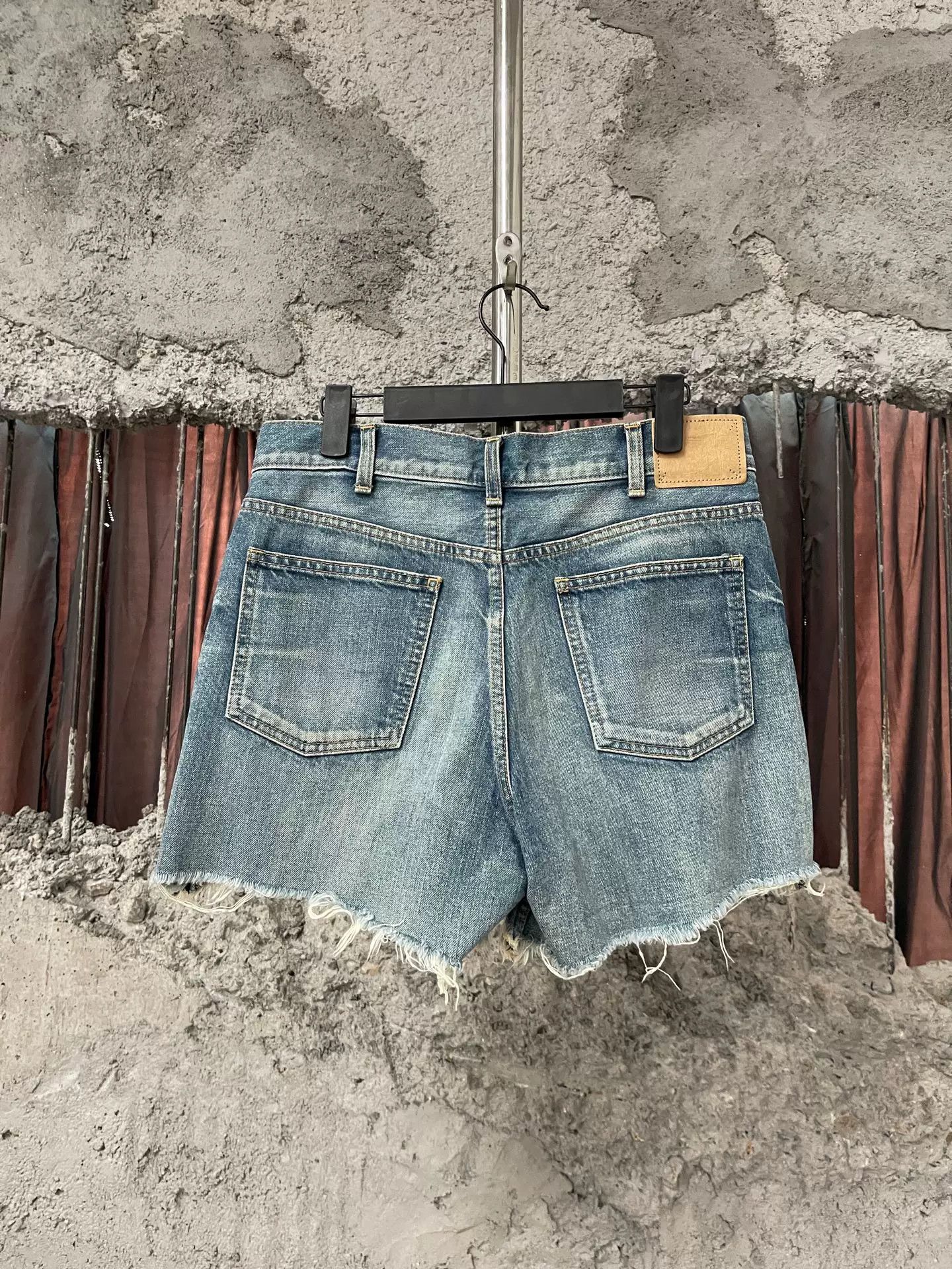 Celine CELINE Distressed Denim Shorts Size 25 Size 25" / US 0 / IT 36 - 3 Thumbnail