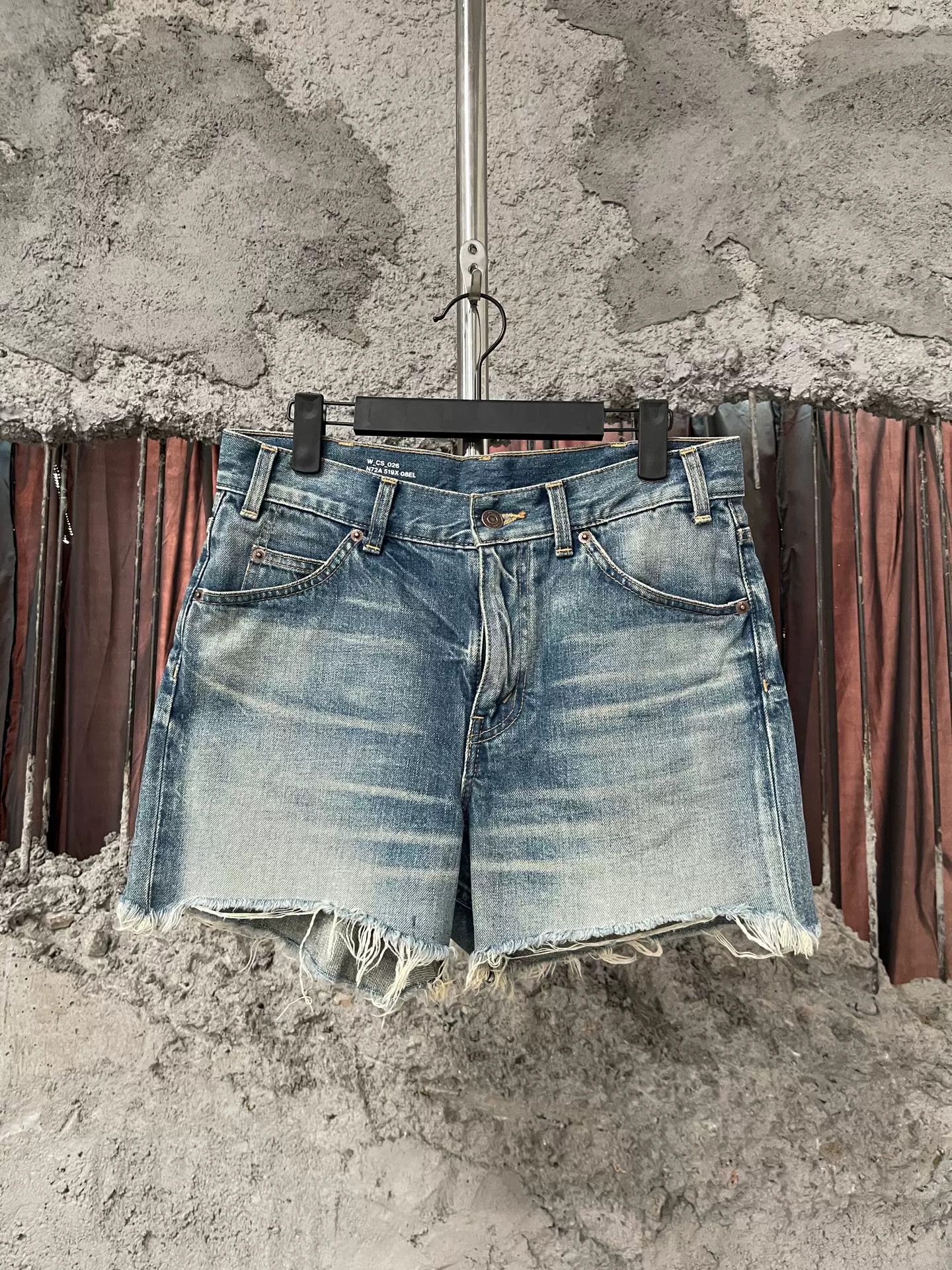 Celine CELINE Distressed Denim Shorts Size 25 Size 25" / US 0 / IT 36 - 2 Thumbnail
