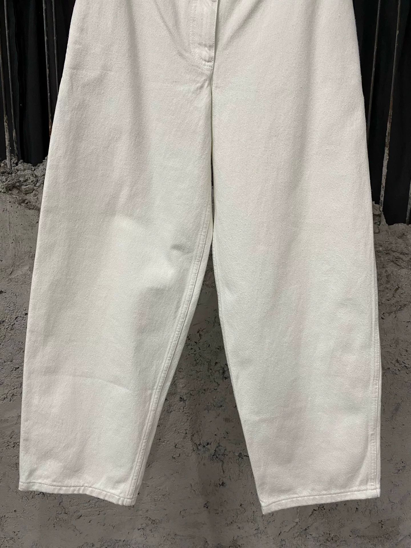 Chanel Chanel White Denim Jeans Size 34 Size 25" / US 0 / IT 36 - 5 Thumbnail