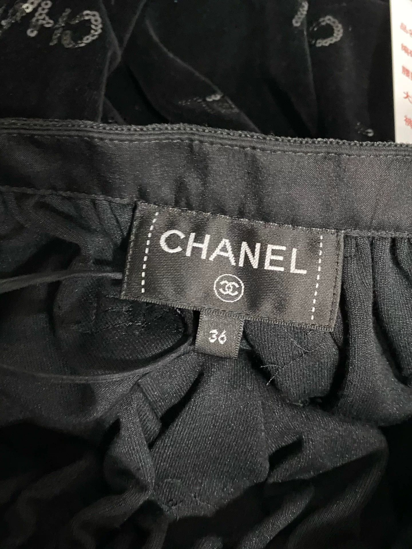 Chanel Chanel Sequin Logo Mini Skirt Size 36 Size 26" / US 2 / IT 38 - 7 Thumbnail
