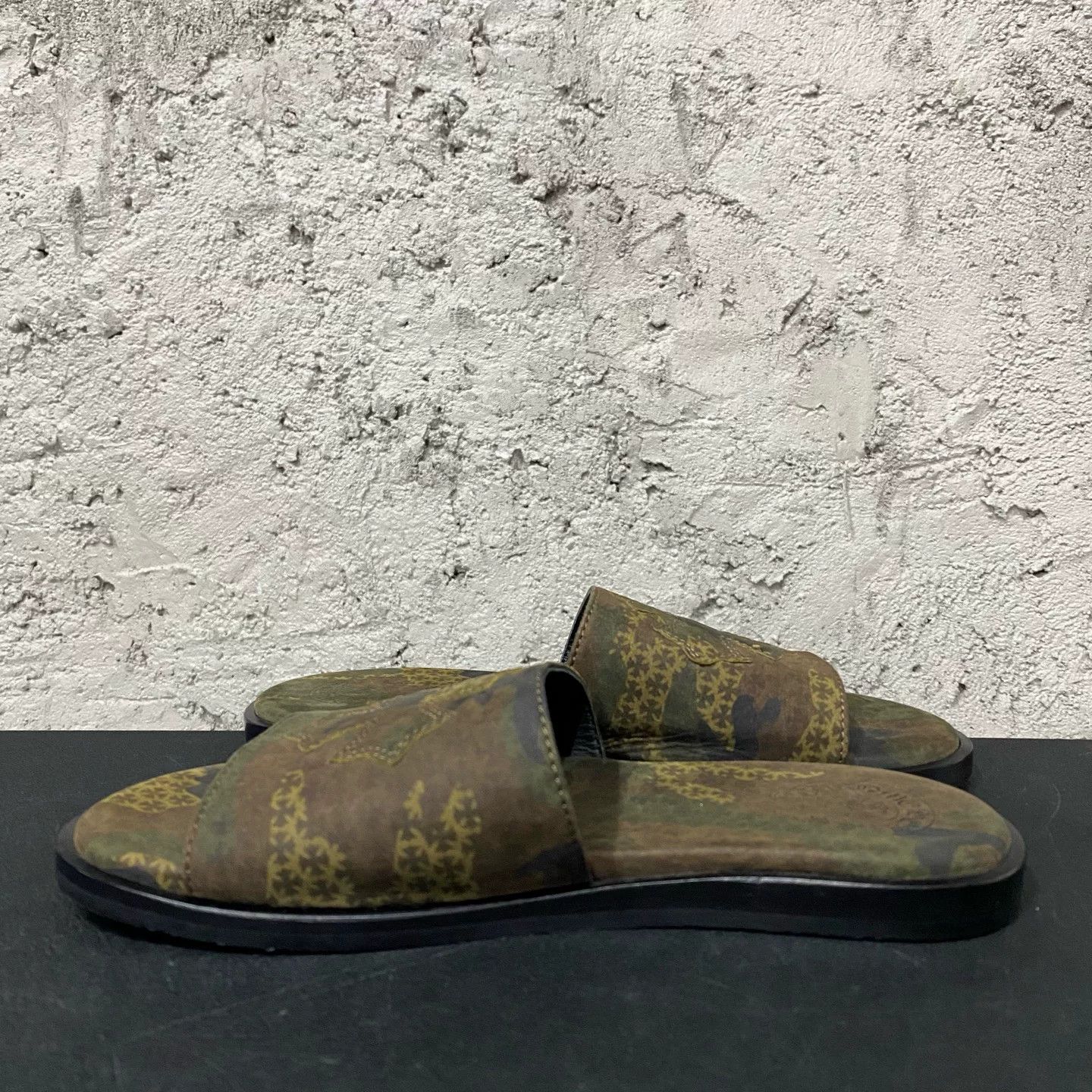 Chrome Hearts Chrome Hearts Camo Logo Slides Size 37 Size US 7 / IT 37 - 6 Thumbnail