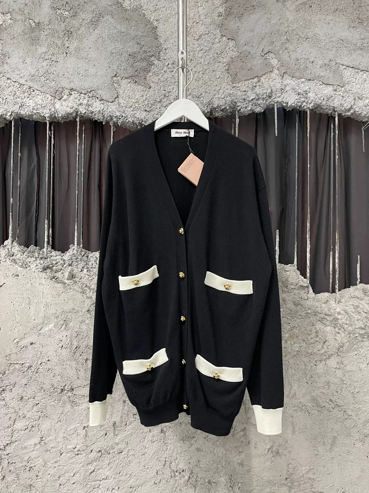 Miu Miu Miu Miu Wool Cardigan Size 38 Size XS / US 0-2 / IT 36-38 - 2 Thumbnail