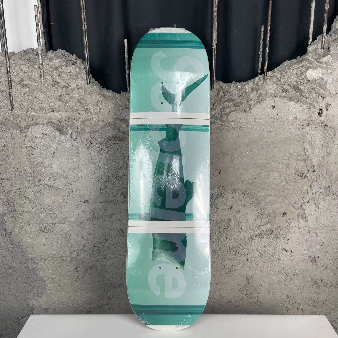 Supreme Supreme x Damien Hirst Shark Skateboard Deck Size ONE SIZE - 3 Thumbnail