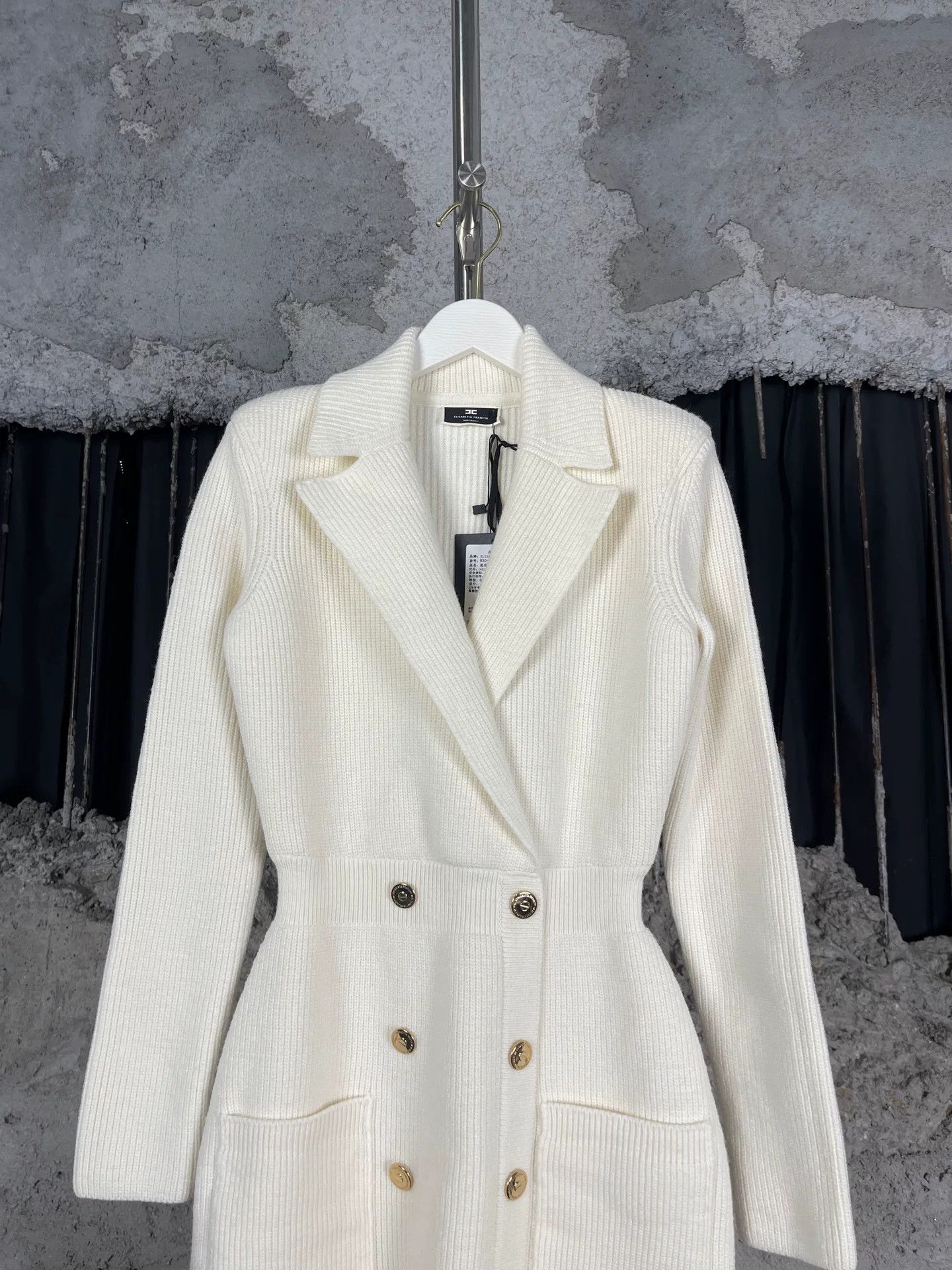 Elisabetta Franchi Elisabetta Franchi Double-Breasted Knit Dress Size 42 Size M / US 6-8 / IT 42-44 - 4 Thumbnail