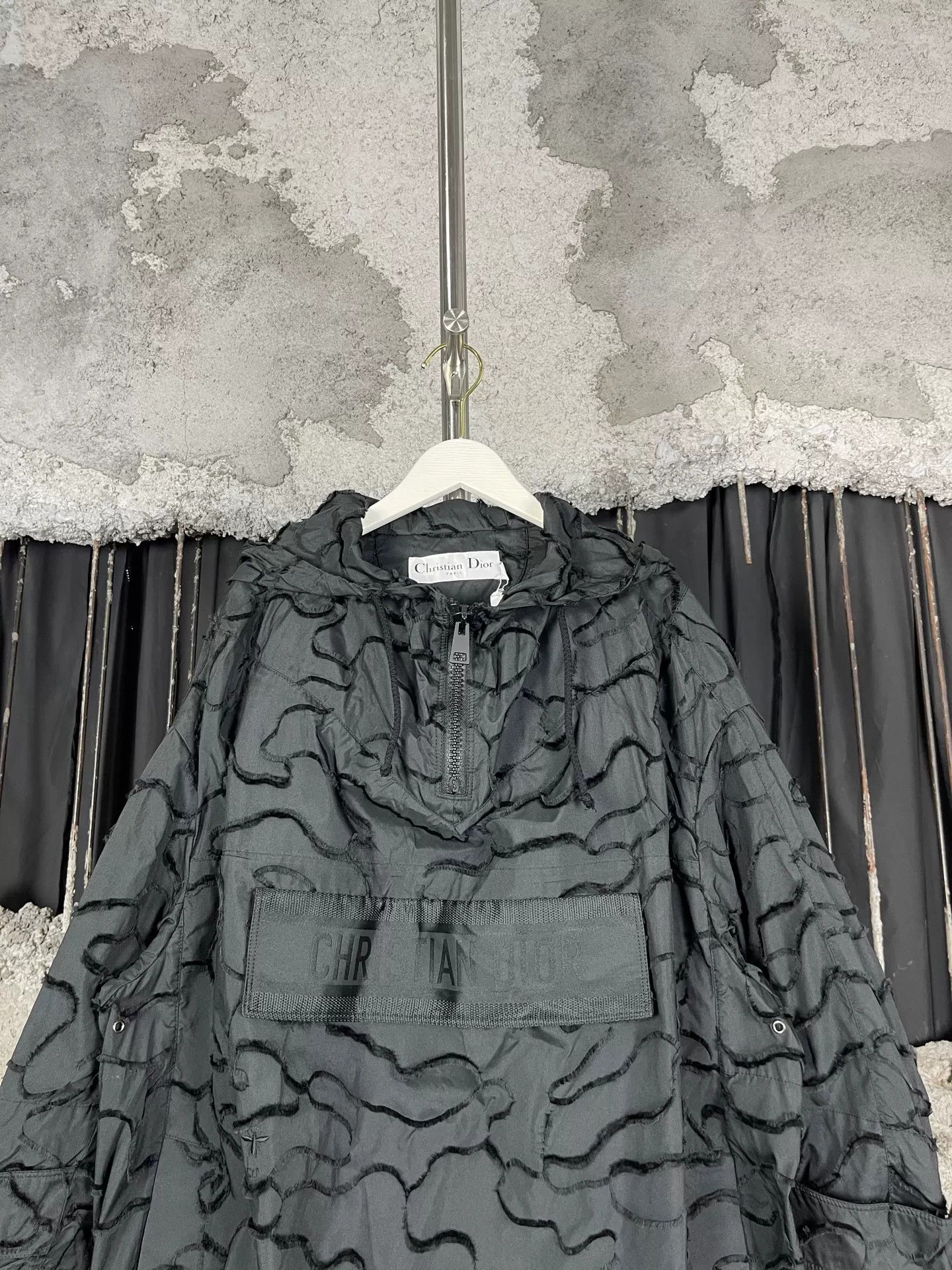 Dior Christian Dior Textured Anorak Size S Size US S / EU 44-46 / 1 - 4 Thumbnail
