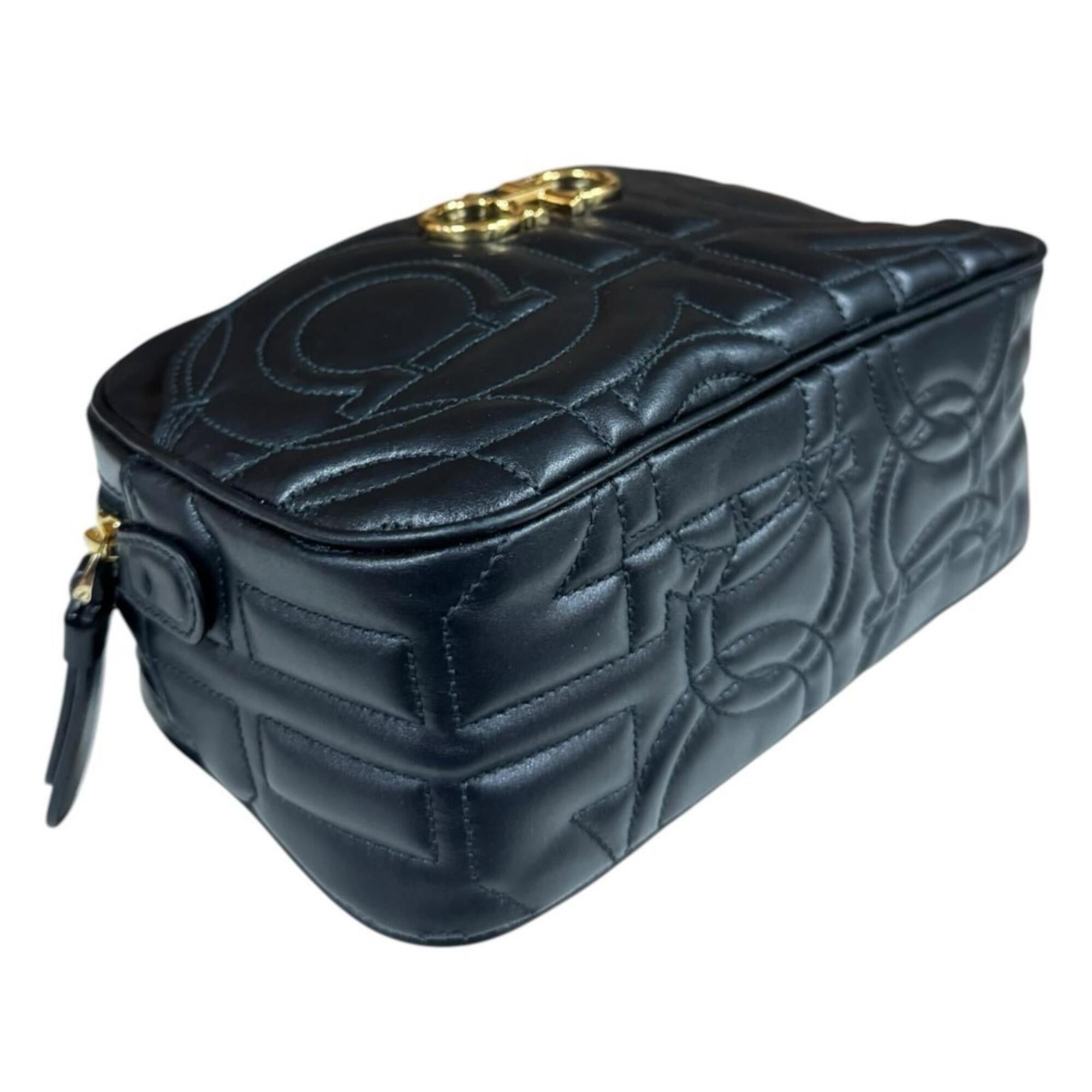 Salvatore Ferragamo Salvatore Ferragamo Gancini Shoulder Bag, Leather, Black, Women's, Chain Size ONE SIZE - 6 Thumbnail